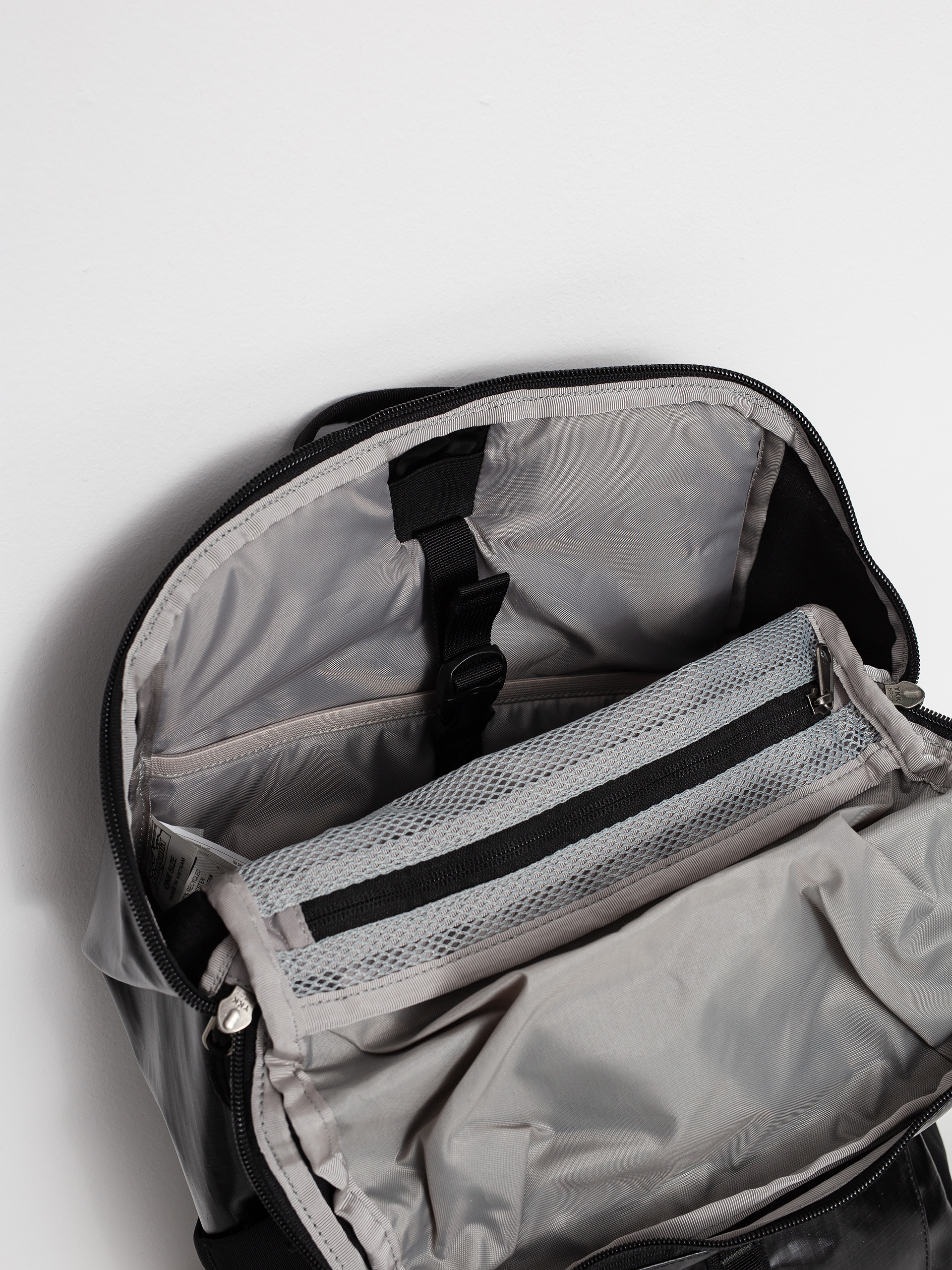 Patagonia Black Hole Pack 25L Rucksack (black)