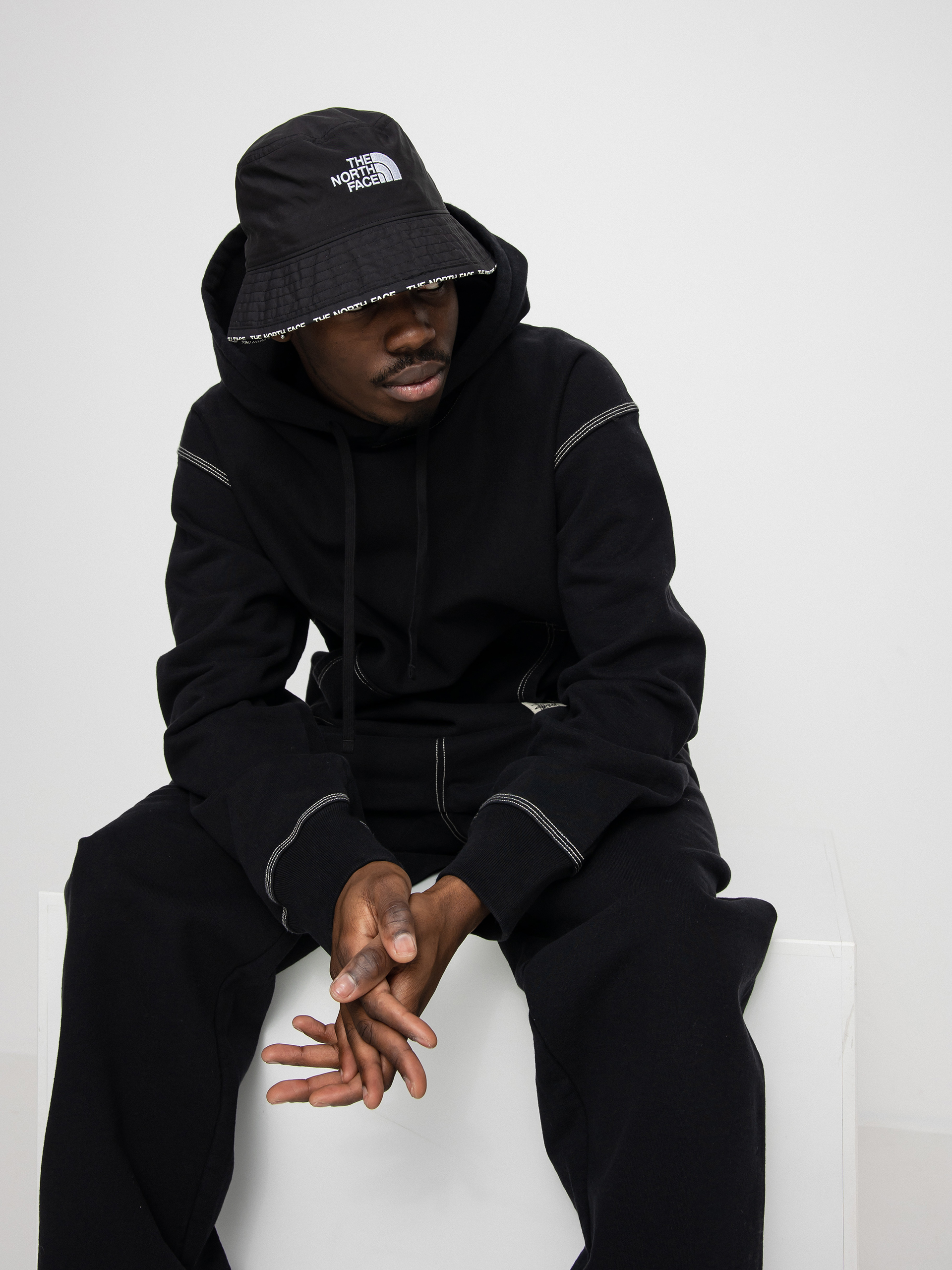 Stussy Contrast Stitch Label HD Hoodie - black (black)