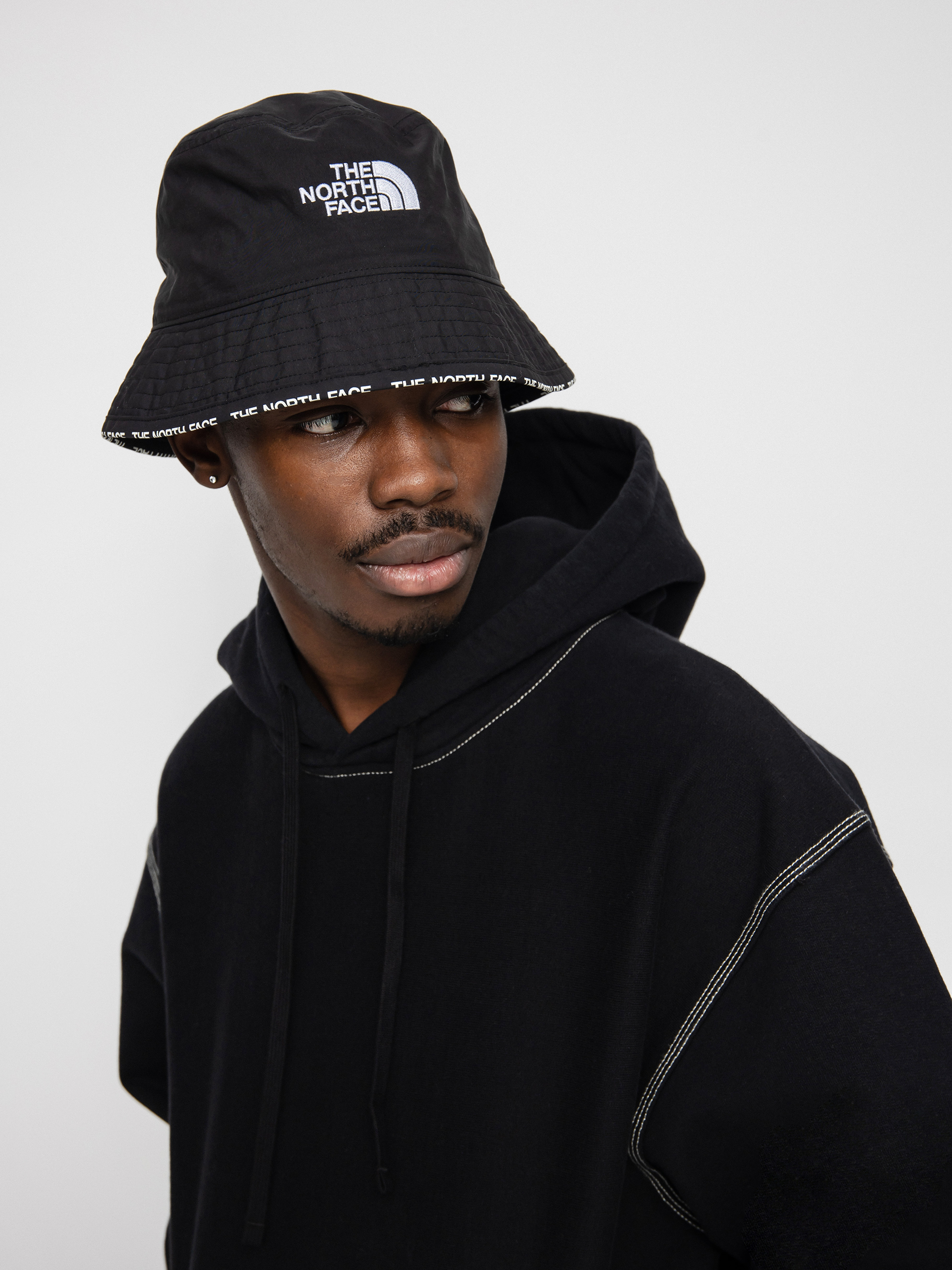 Stussy Contrast Stitch Label HD Hoodie (black)