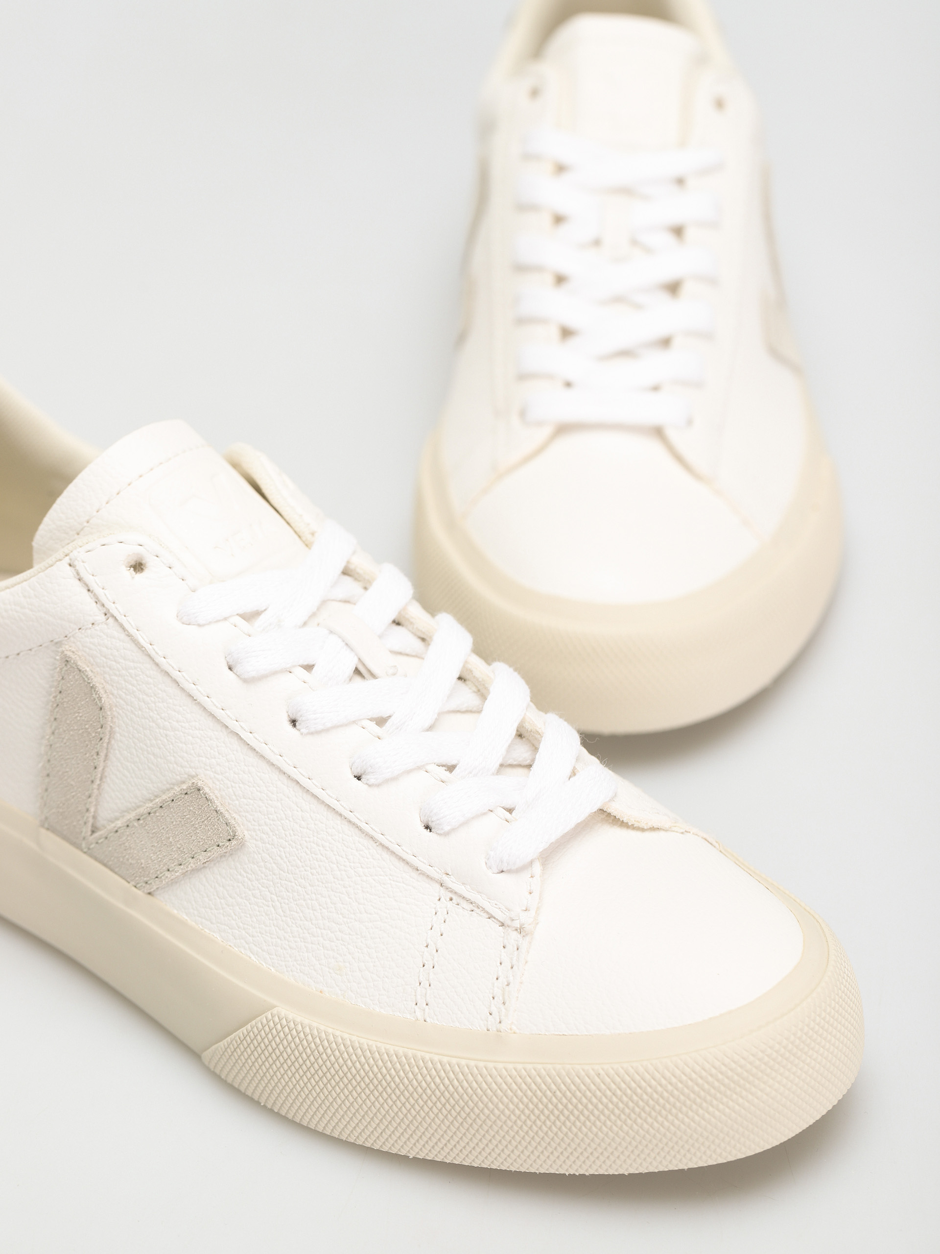 Veja Campo Shoes Wmn (extra white natural suede)