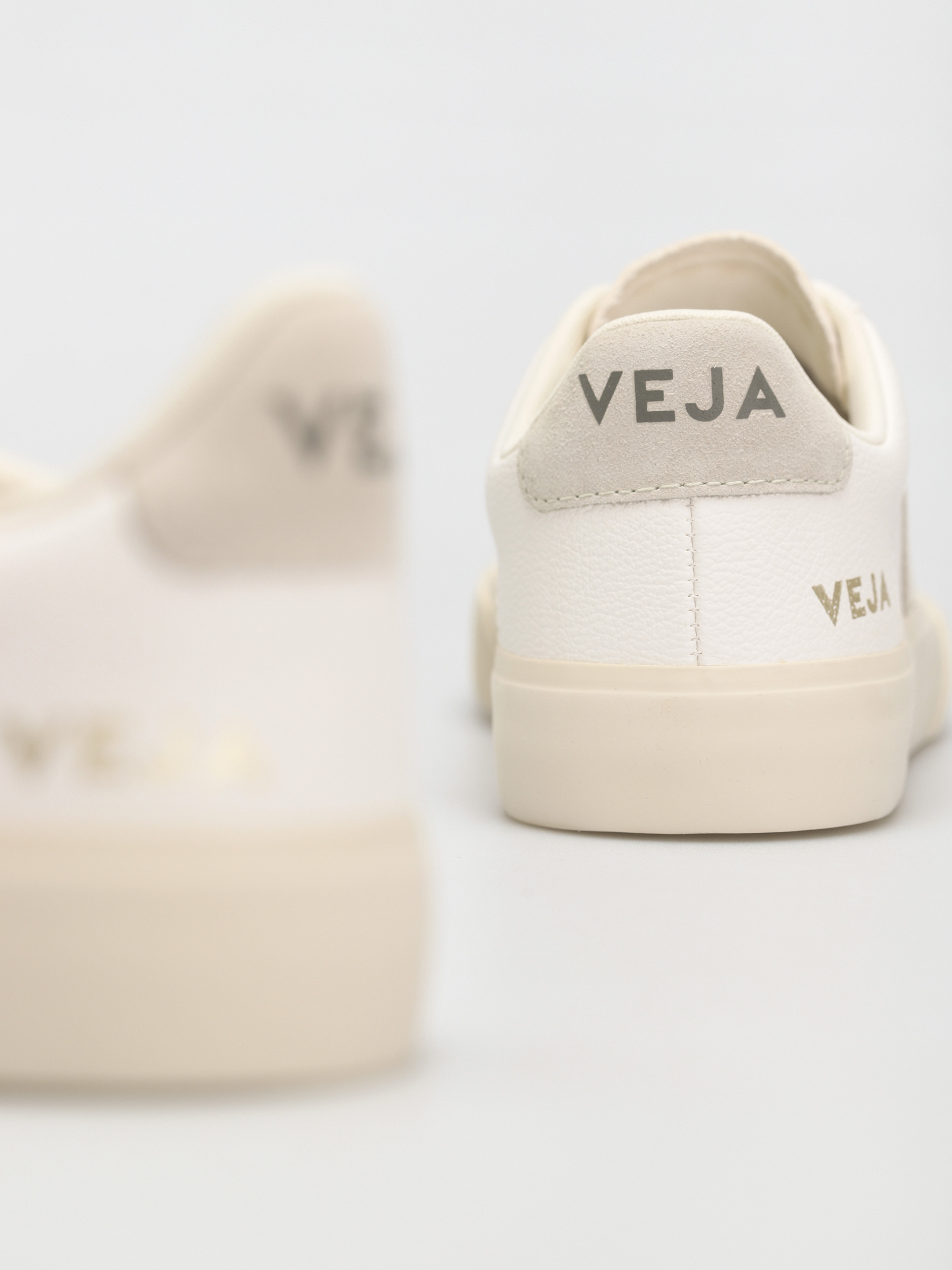 Veja Campo Shoes Wmn (extra white natural suede)