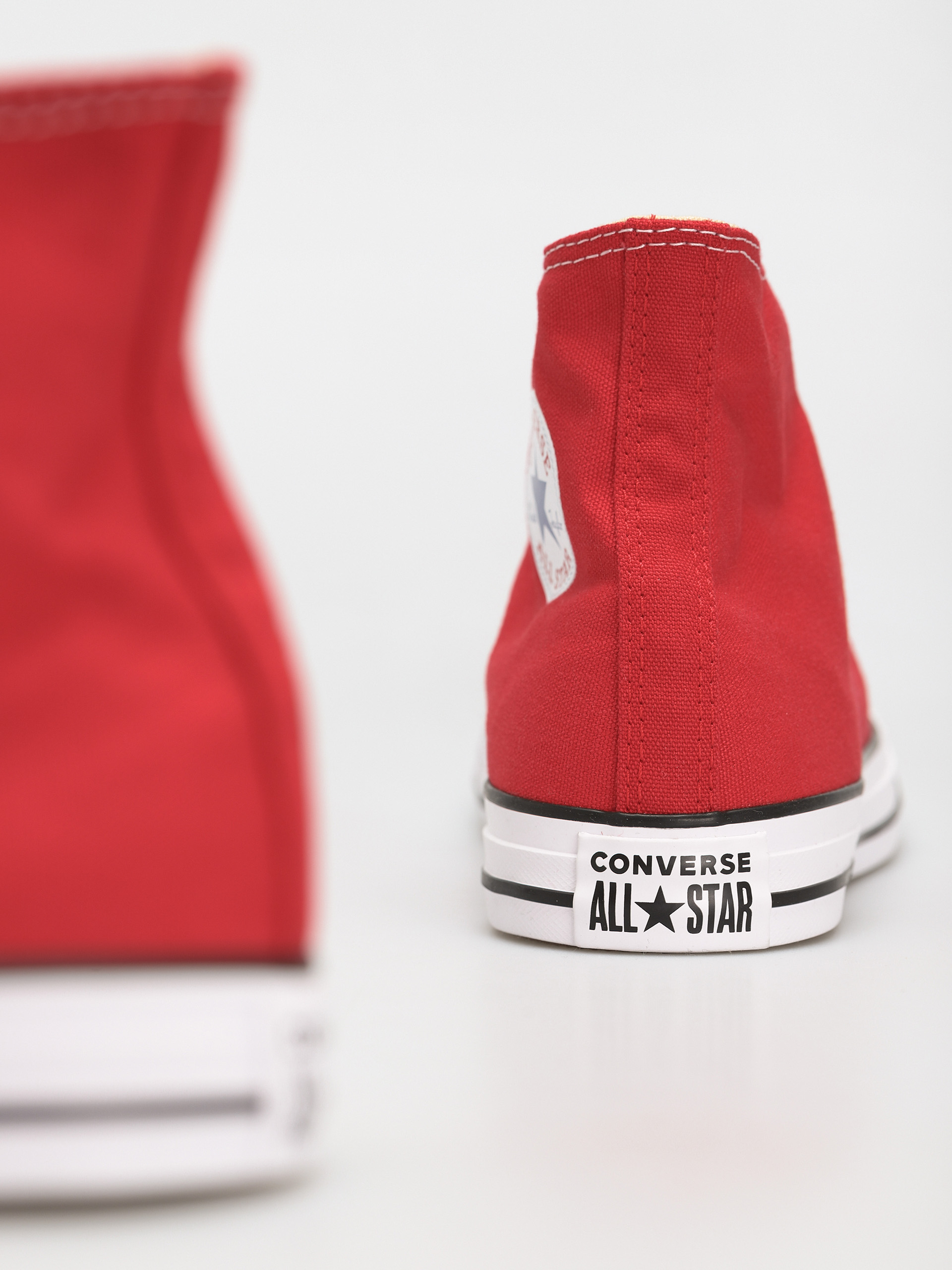 Converse Chuck Taylor All Star Hi Chucks (red)