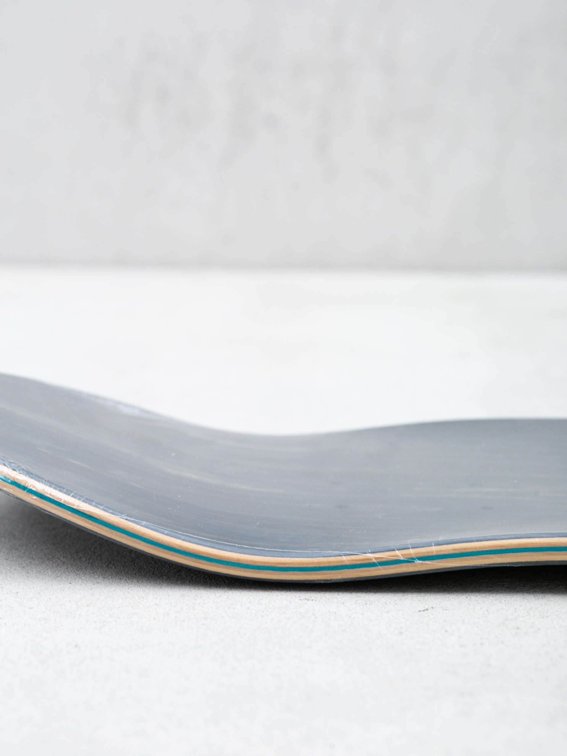 Santa Cruz Screaming Hand Deck (dark grey)