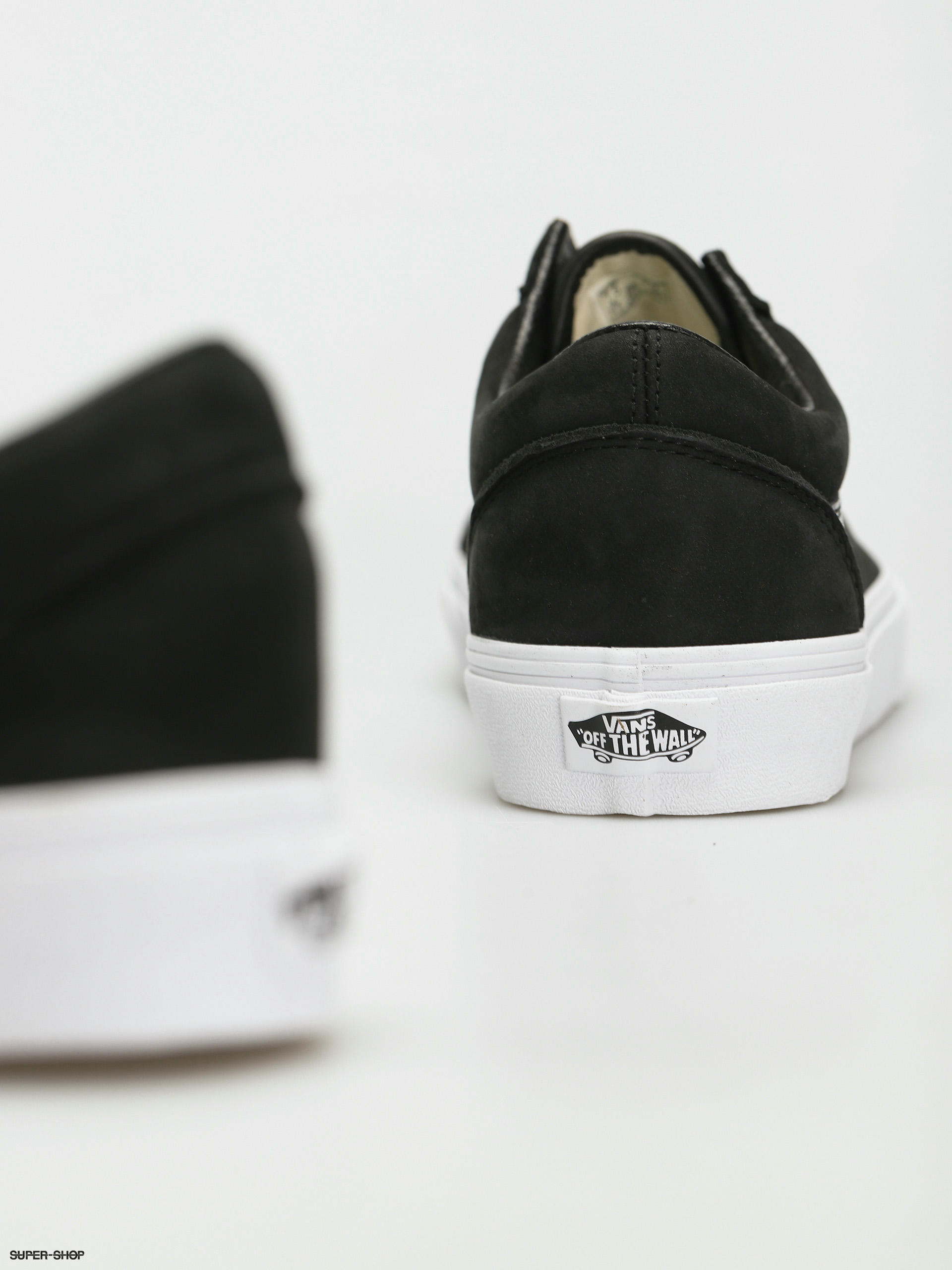 Vans Old Skool Shoes (matte shine/black/true white)