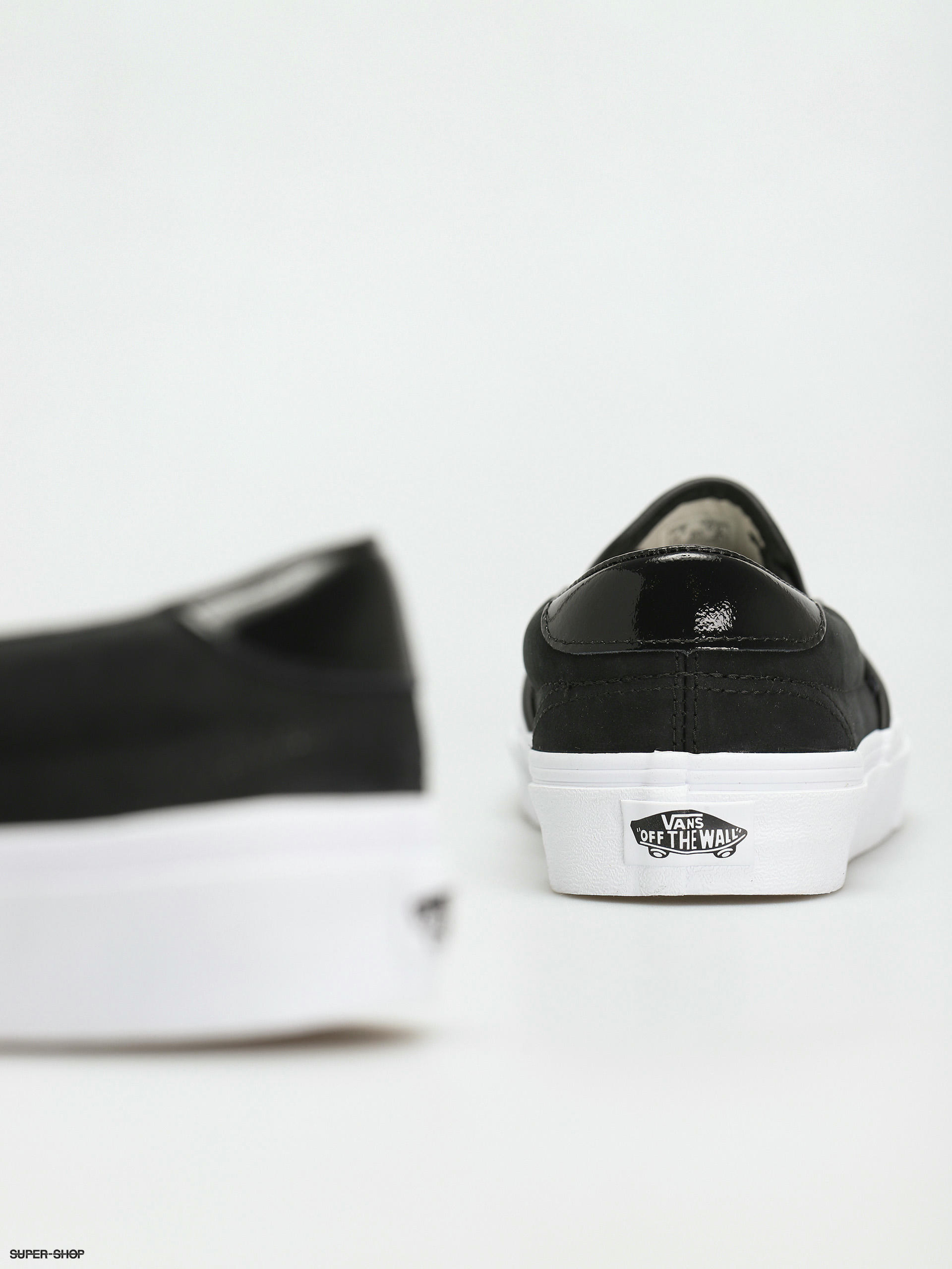 vans slip on mono black