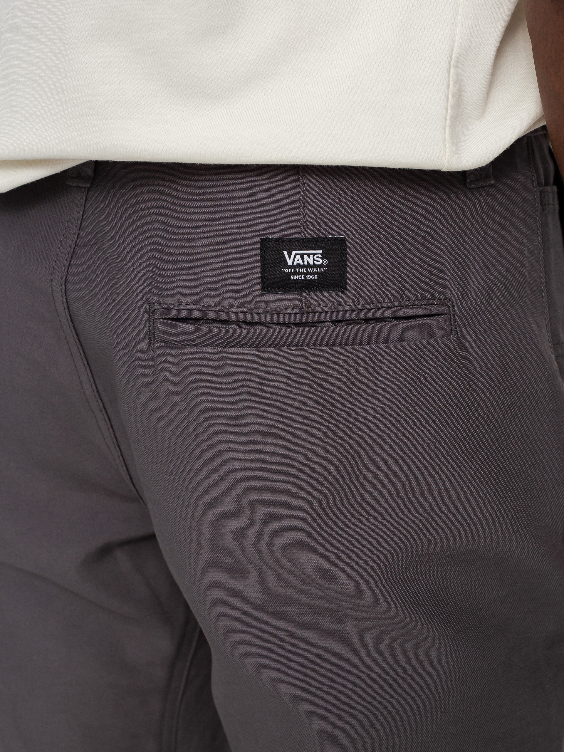 Vans Authentic Chino Glide Relaxtaper Pants (courage adams/asphalt)