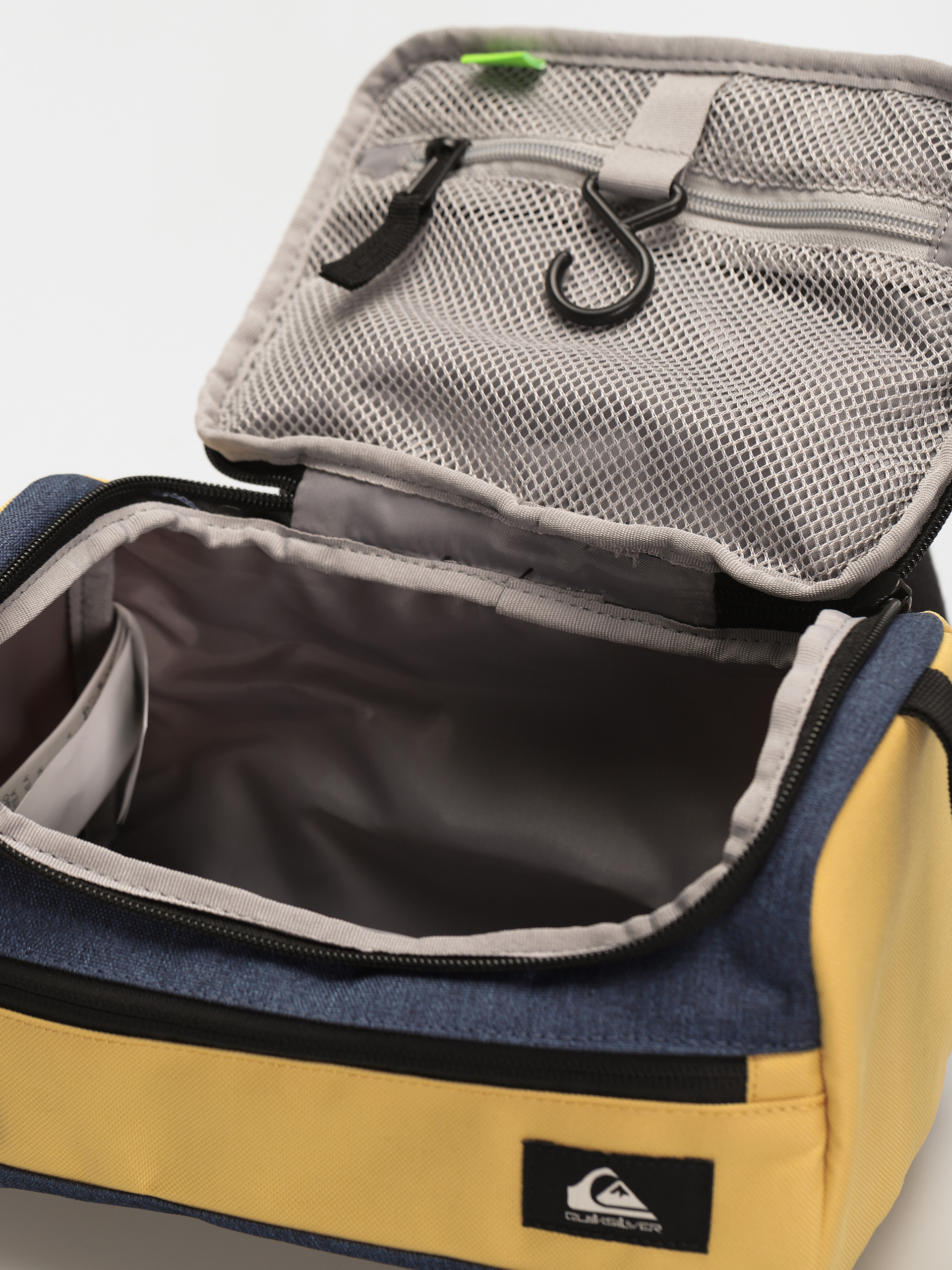 Quiksilver Capsule Cosmetic bag (rattan)