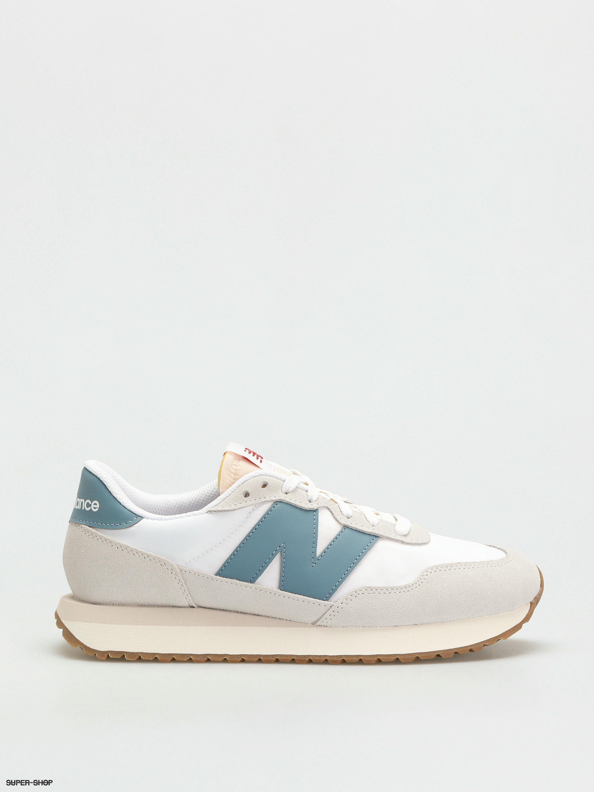 new balance nimbus cloud