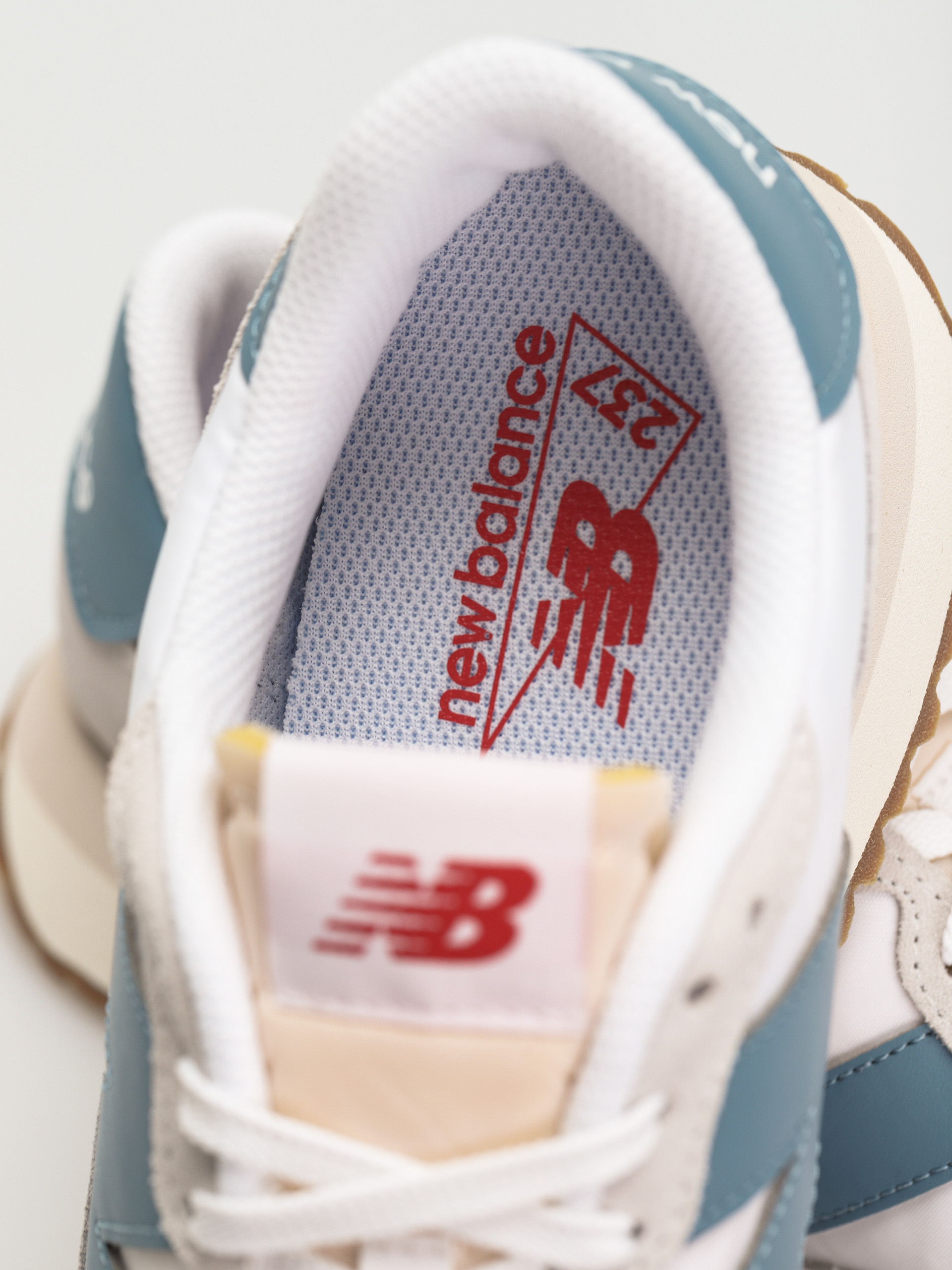 New Balance 237 Shoes (nimbus cloud)
