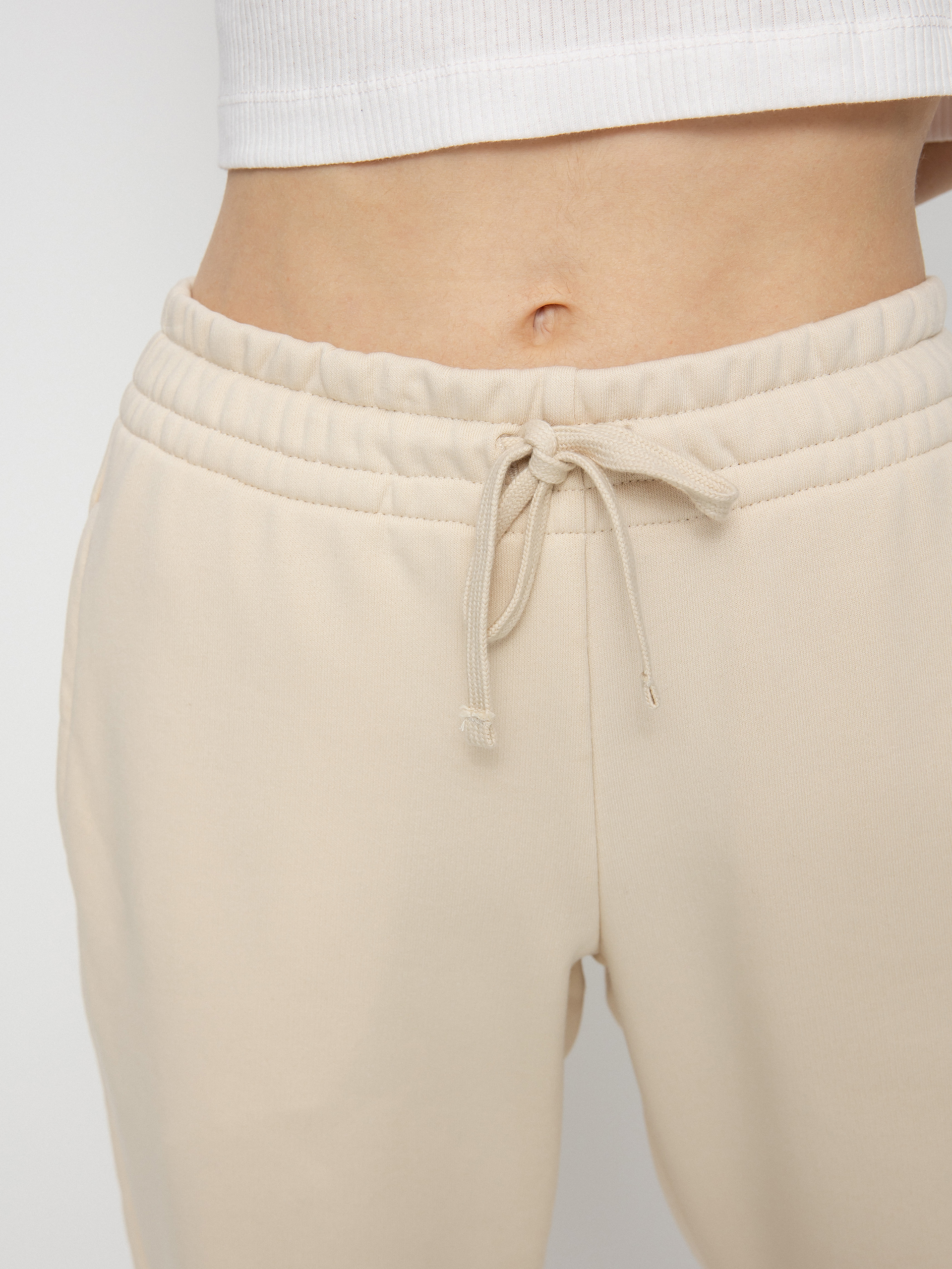 New Balance Essentials Celebrate Hose Wmn (beige)