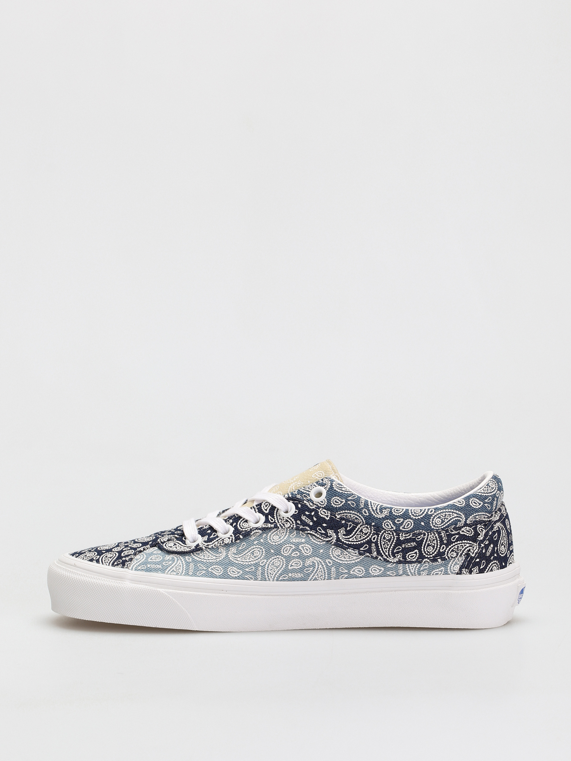 Vans Bold Ni Shoes (bandana/multi/true white)