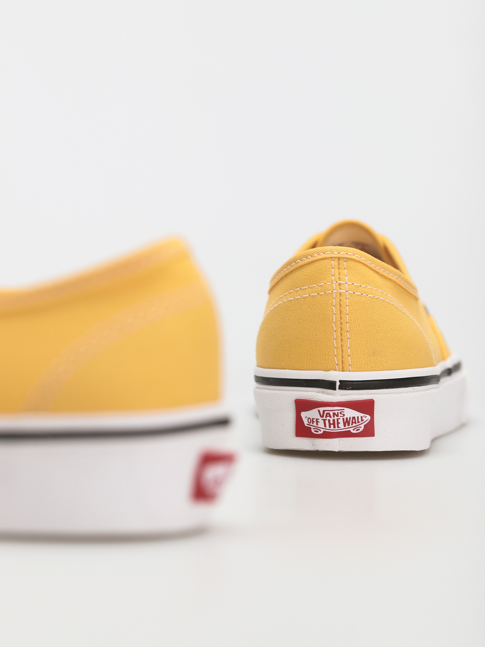 Vans Authentic Shoes (flax/true white)