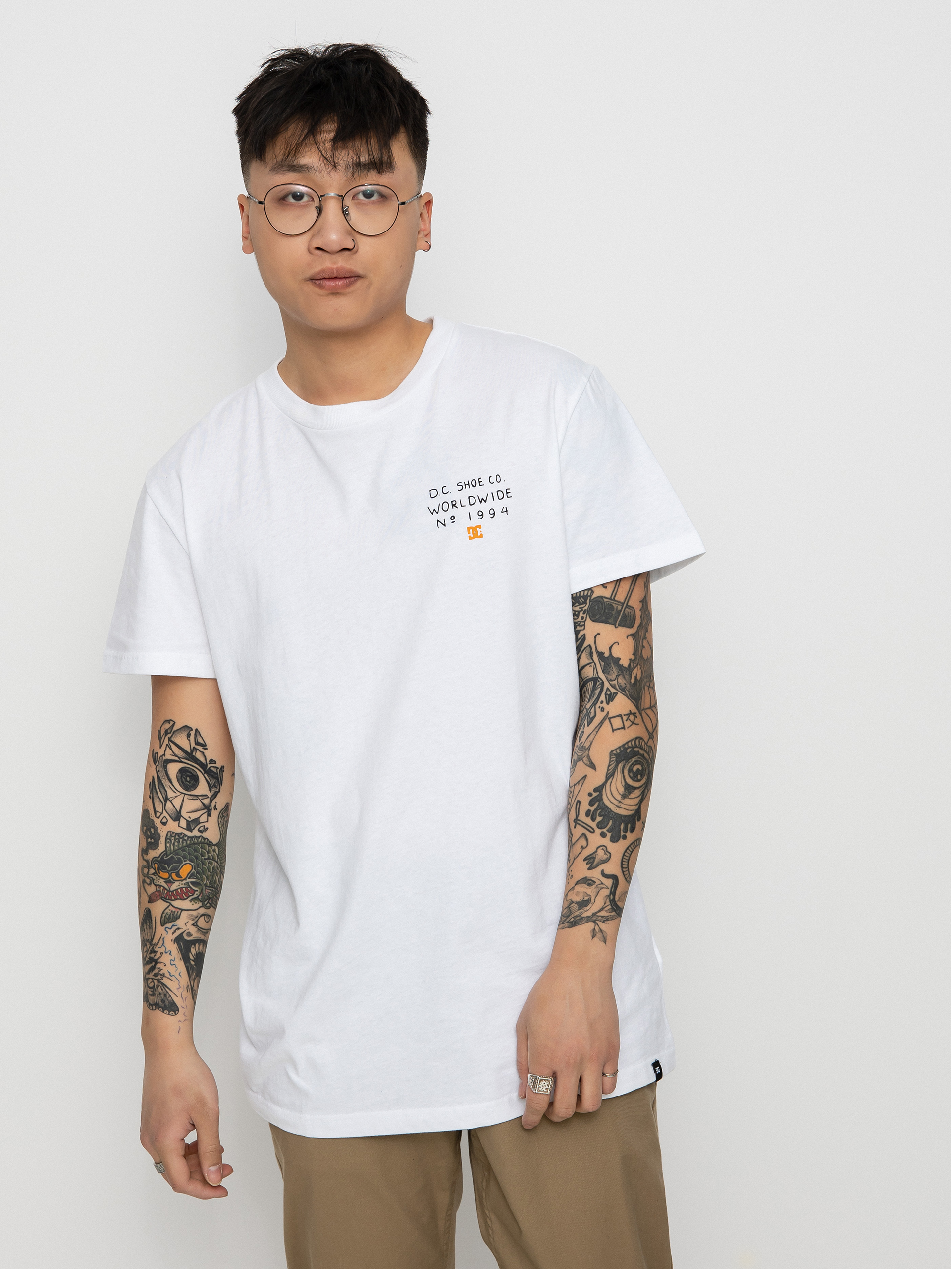 big white t shirt co