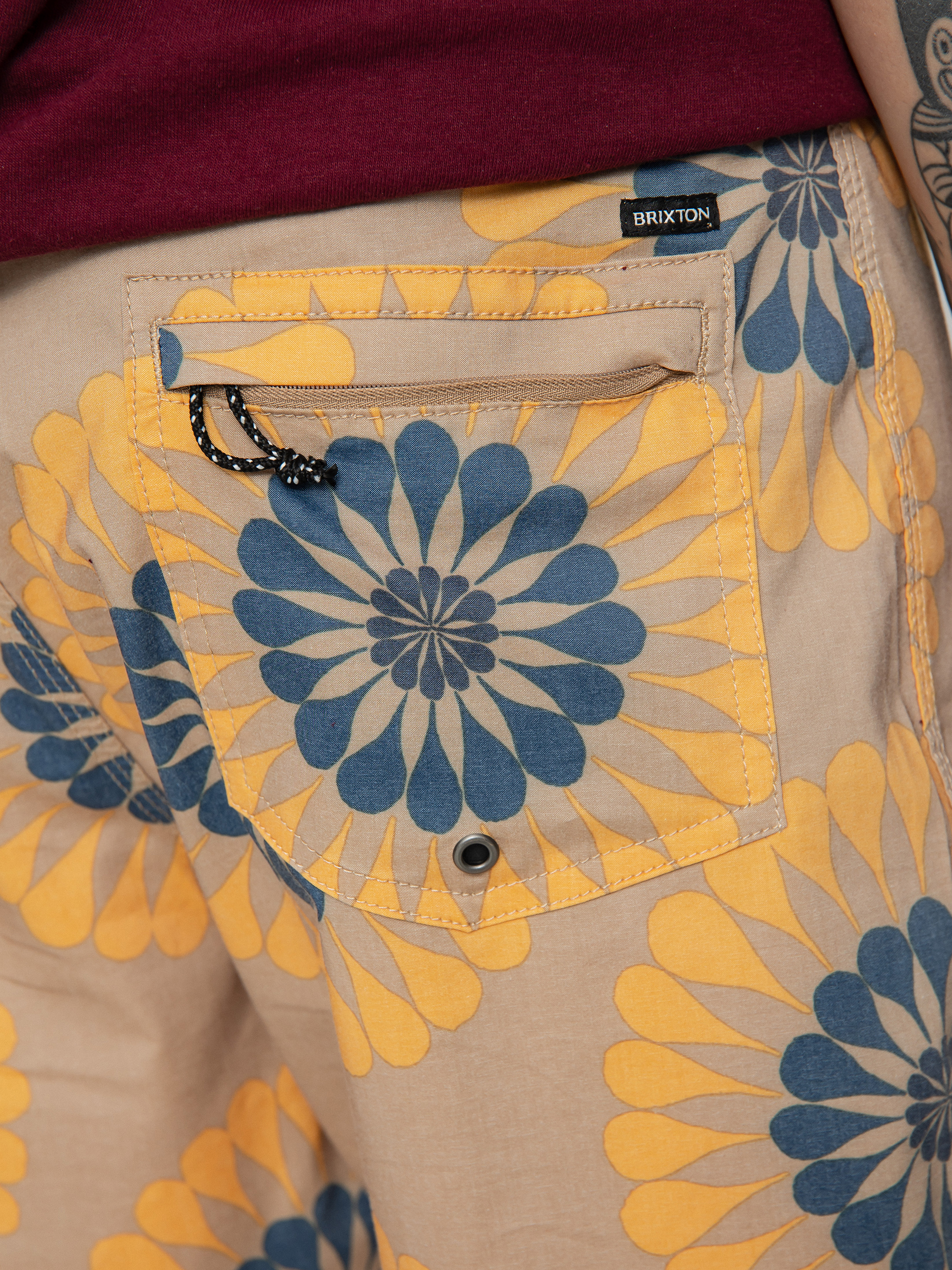 Brixton Temple Trunk Shorts (mojave sun floral)