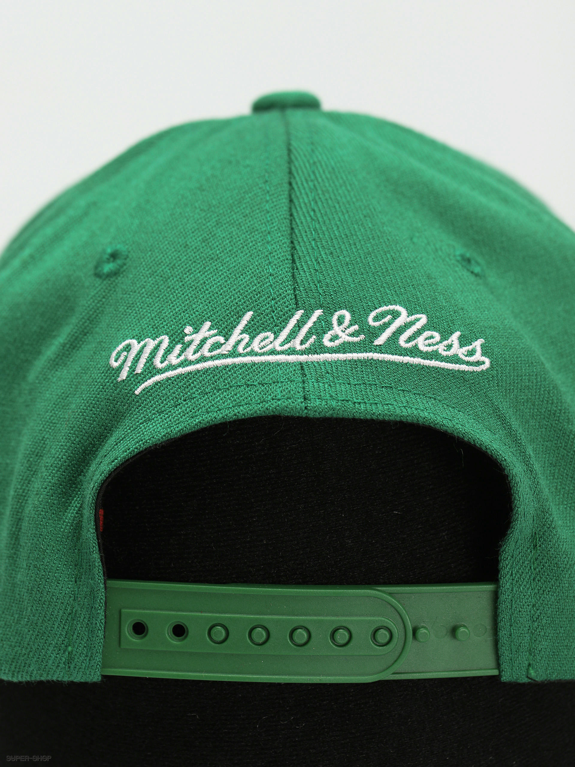 mitchell and ness celtics cap