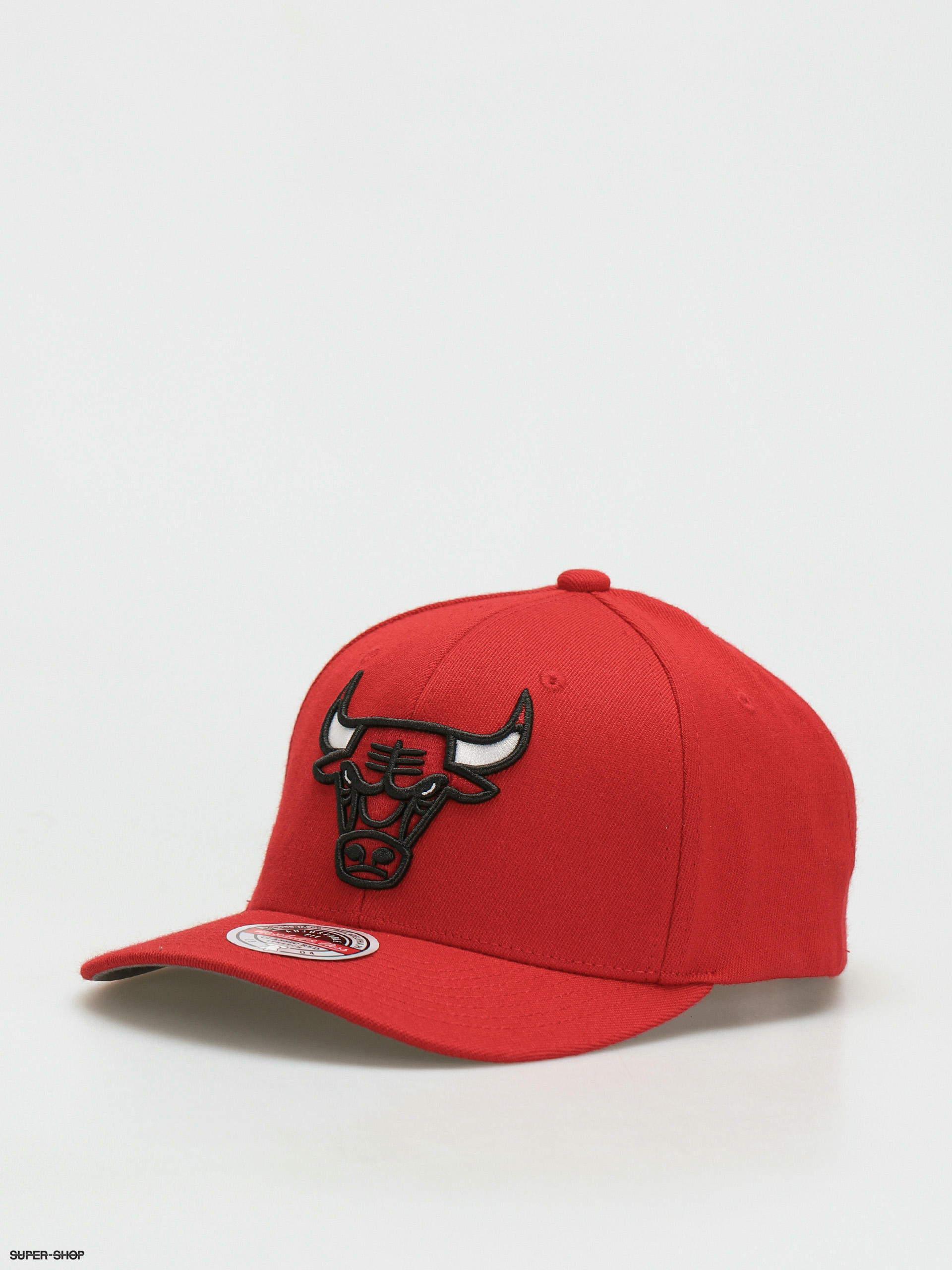 chicago bulls cap red