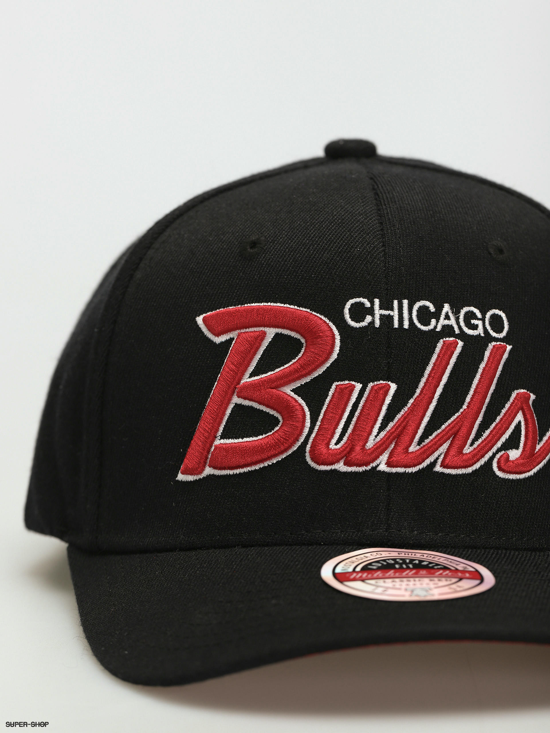 Chicago Bulls NBA Cap by Mitchell & Ness - 42,95 €