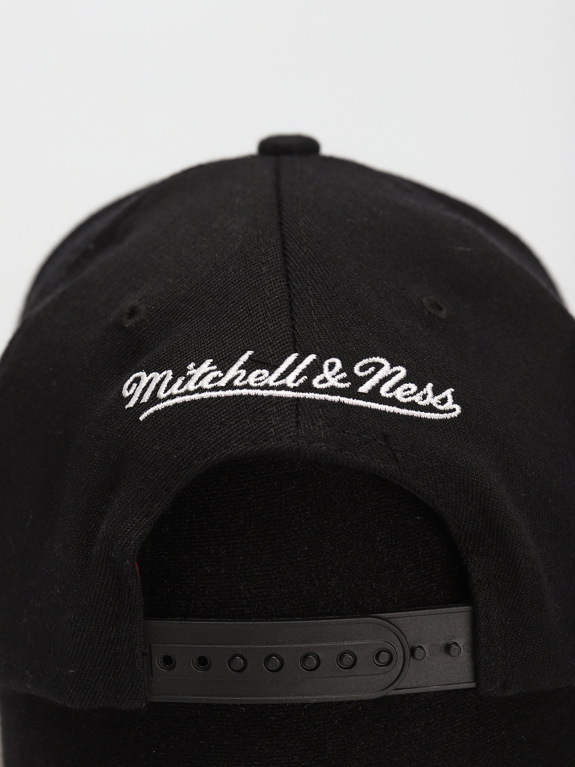Mitchell & Ness Team Script 2.0 Cap (chicago bulls black)