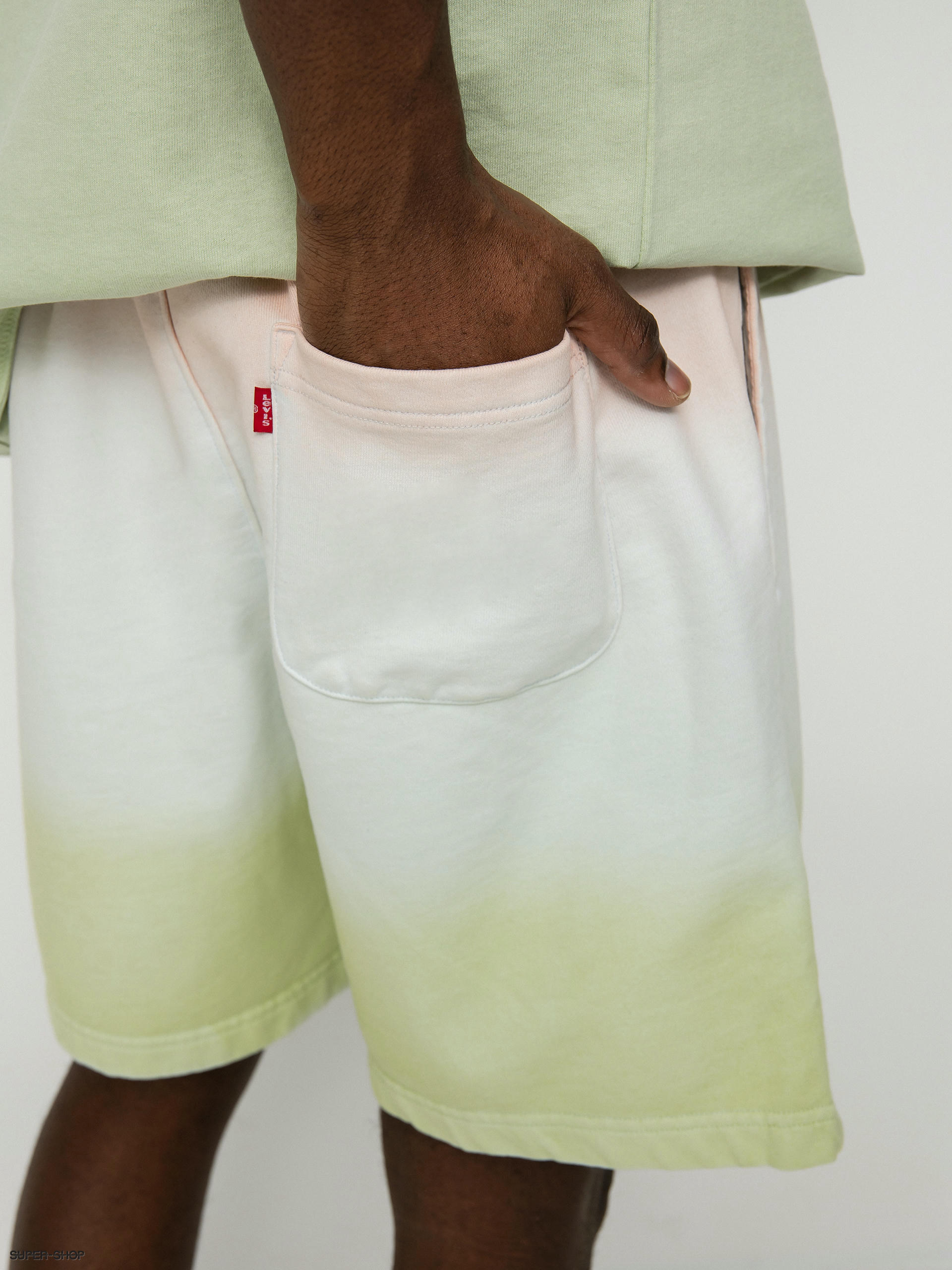 Levi's® Red Tab Shorts (skywash fade seed)