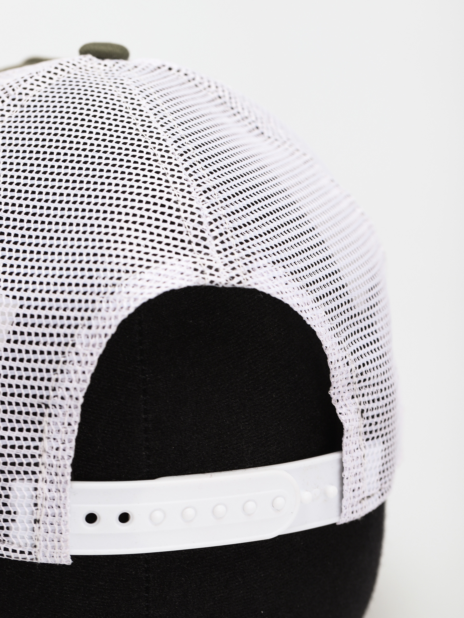 New Era League Essential 9Forty Trucker New York Yankees Cap (green)