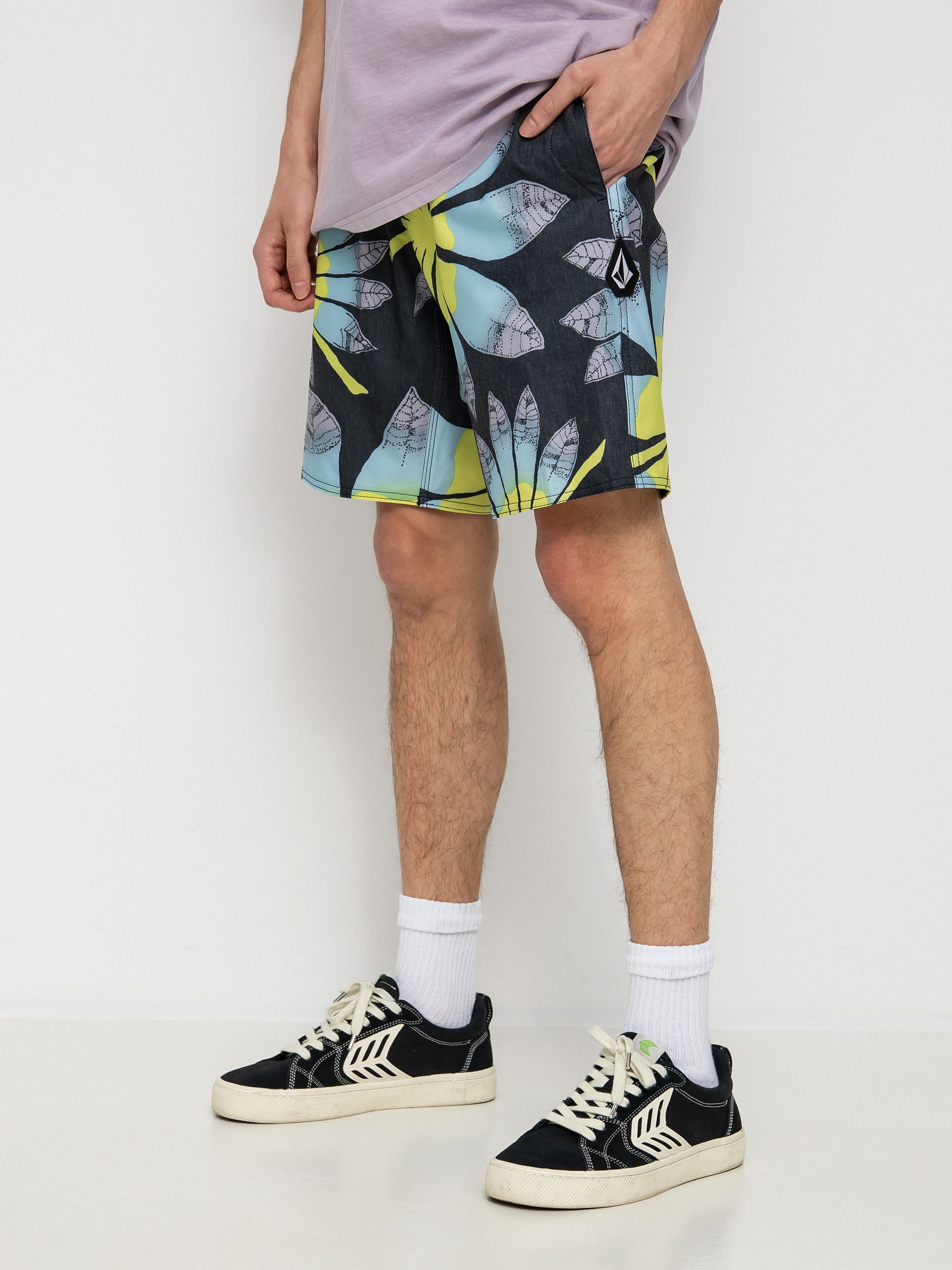 Volcom Sunder Stoney 19 Board shorts (black)