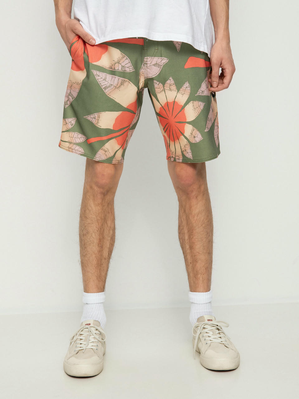 Volcom Sunder Stoney 19 Boardshorts (martini olive)