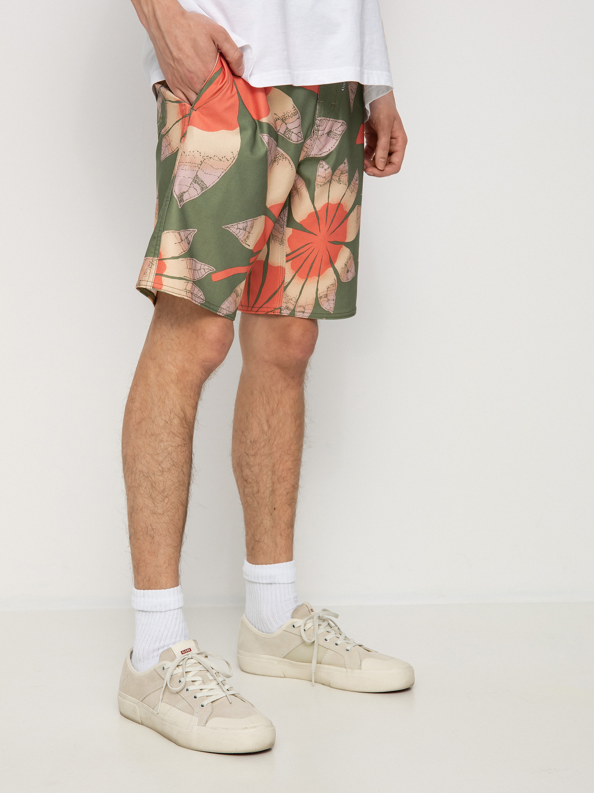 Volcom Sunder Stoney 19 Boardshorts (martini olive)