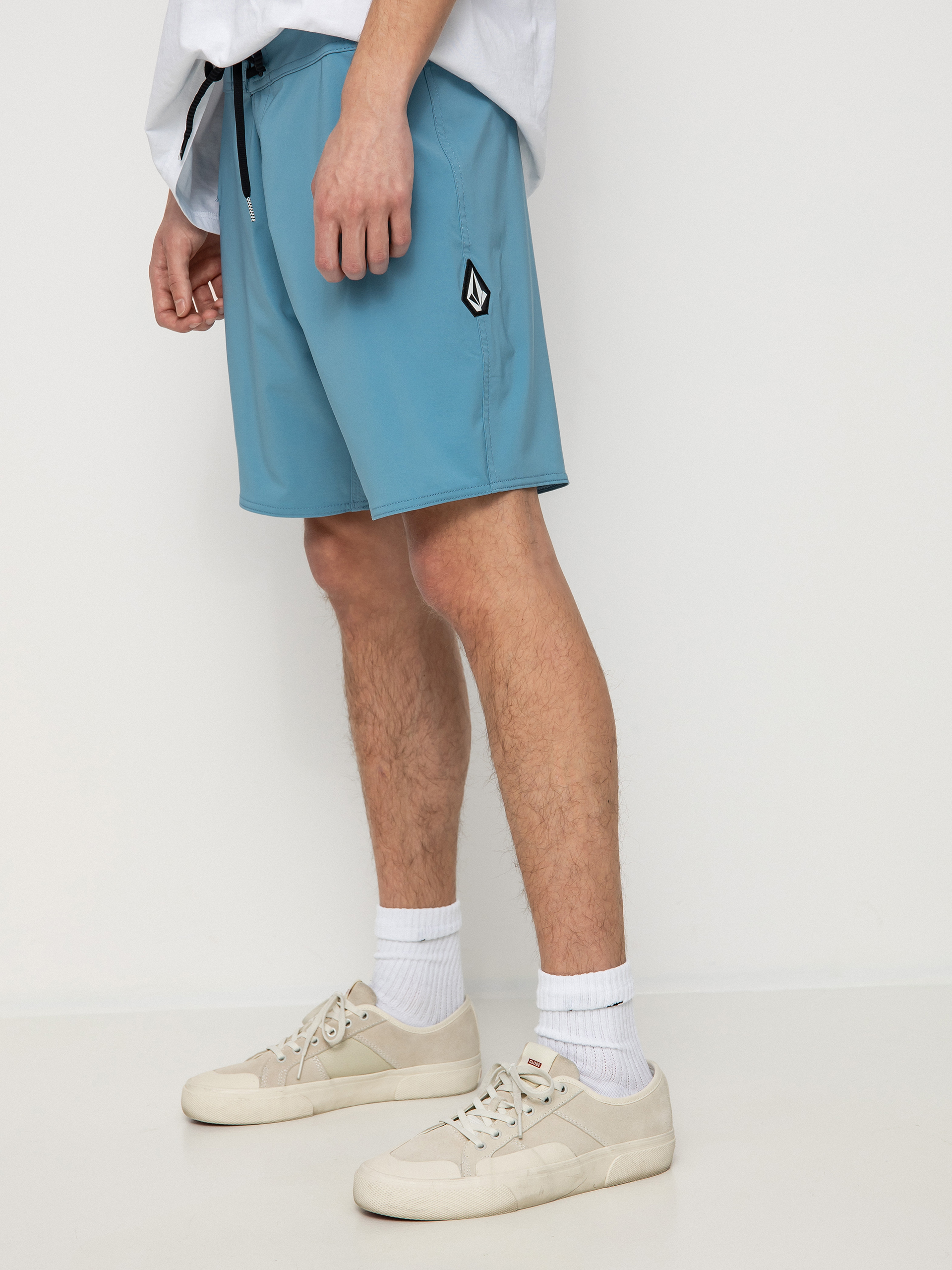Volcom Lido Solid Mod 18 Boardshorts (niagara)