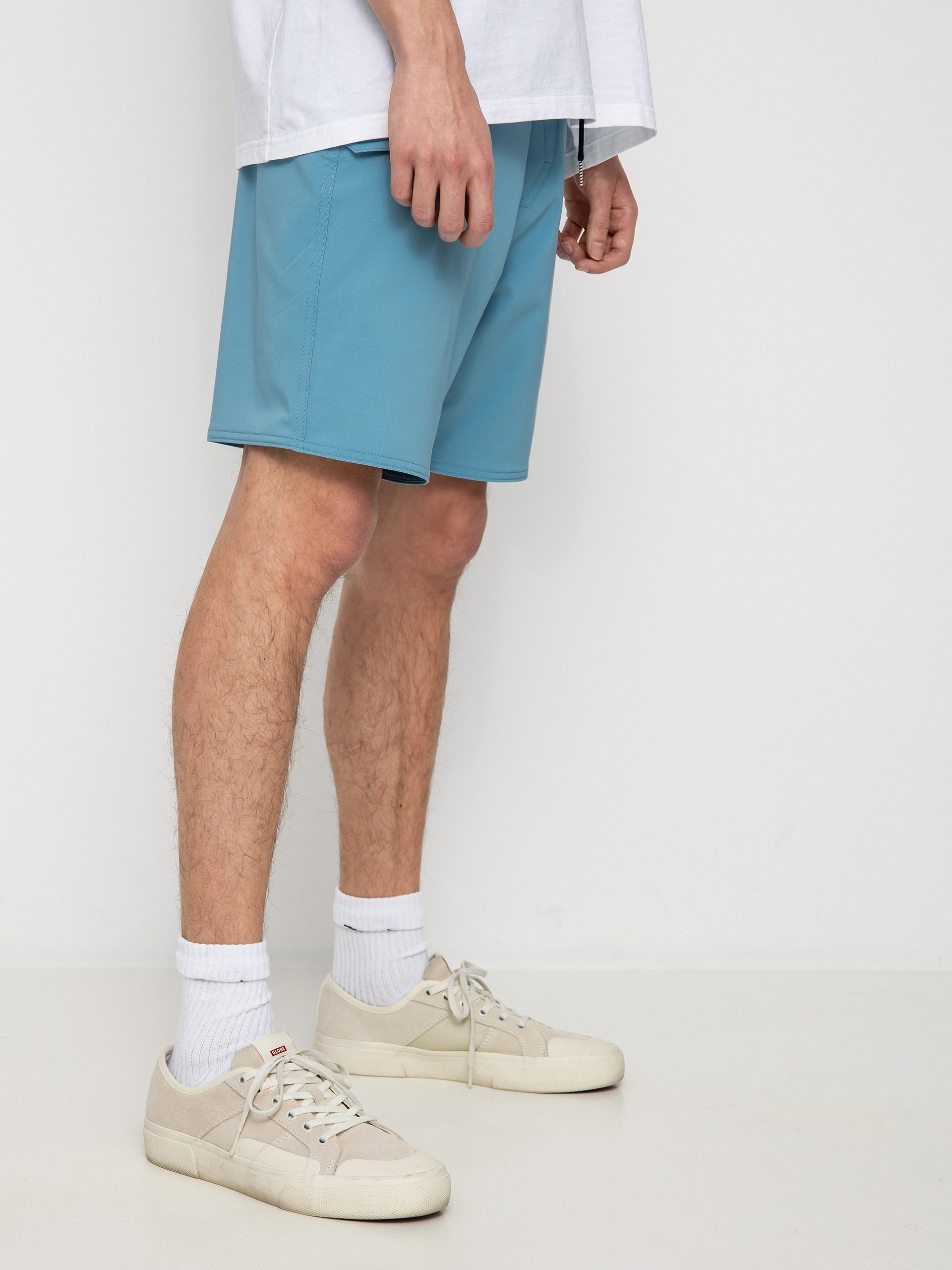 Volcom Lido Solid Mod 18 Boardshorts (niagara)