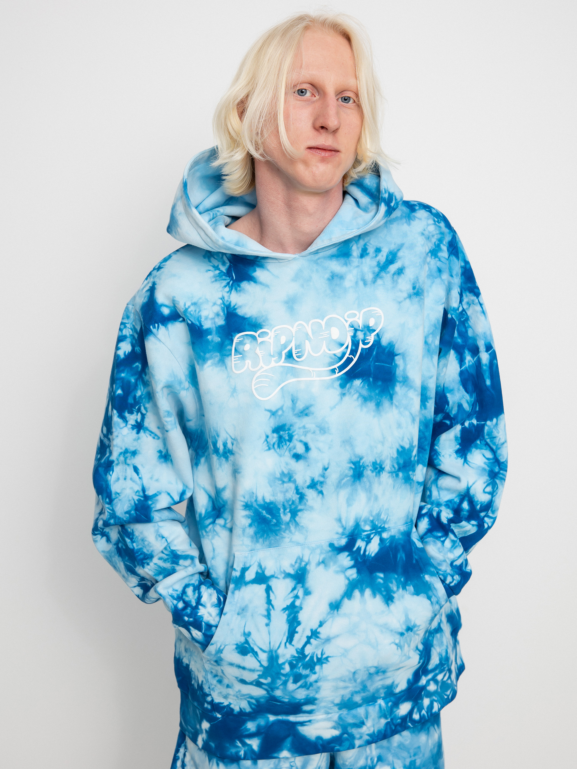 RipNDip Ripntail HD Hoodie (blue acid wash)