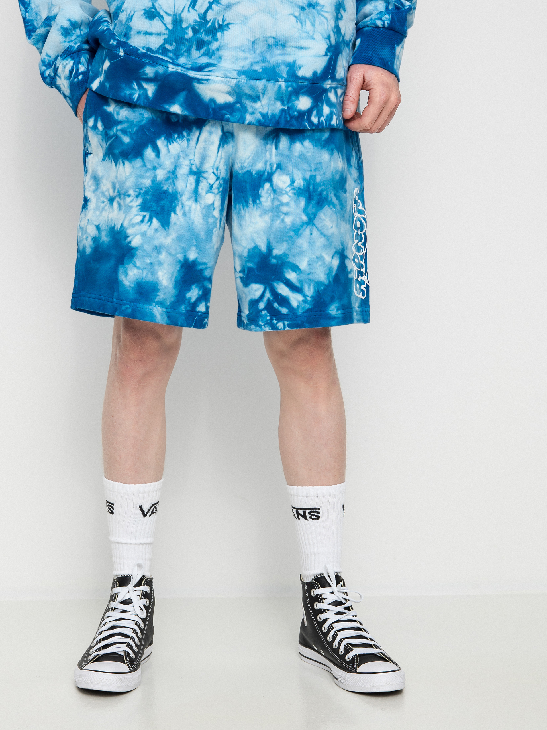 RipNDip Ripntail Shorts (blue acid wash)