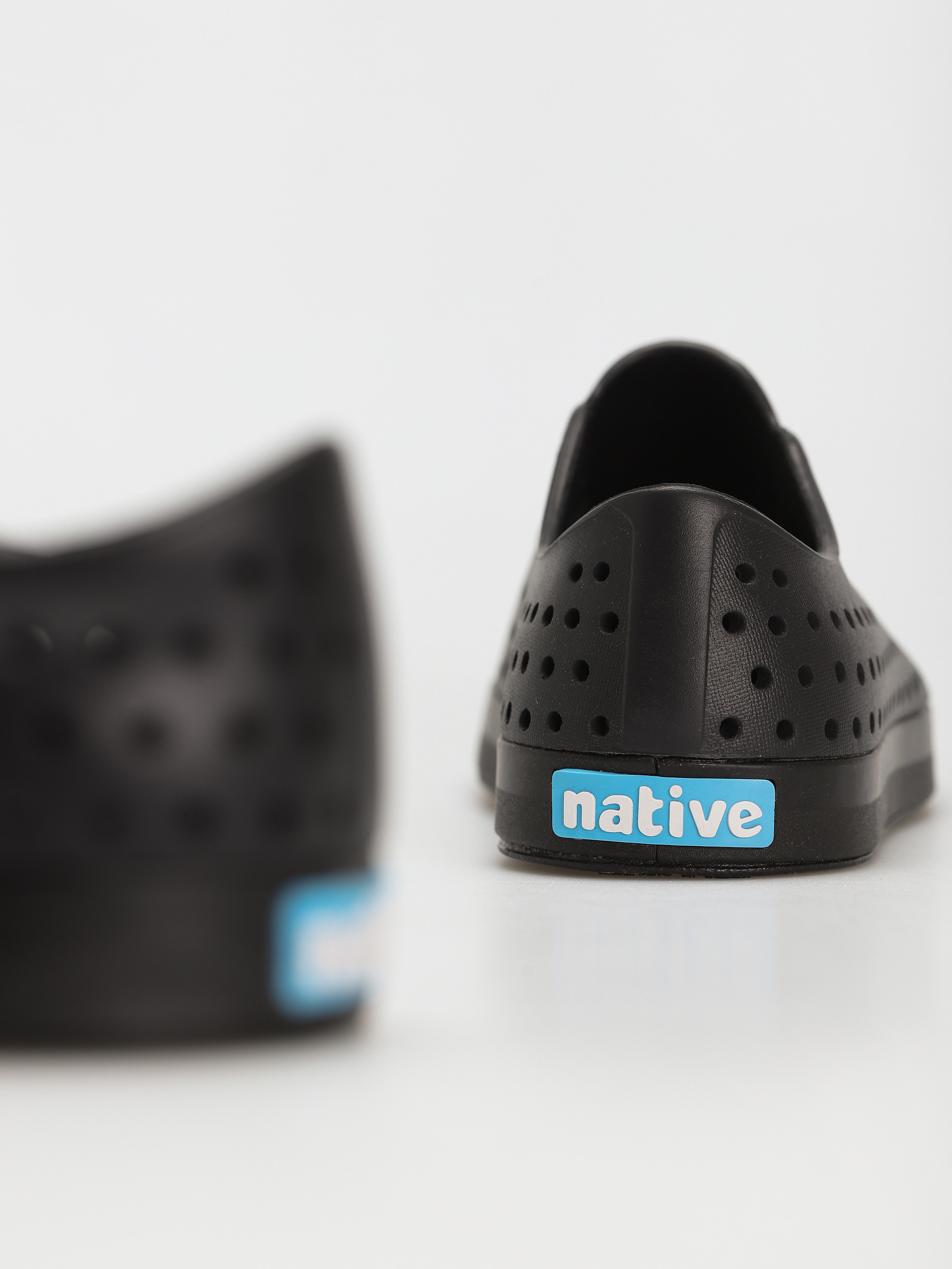 Native Jefferson Shoes (jiffy black/jiffy black)