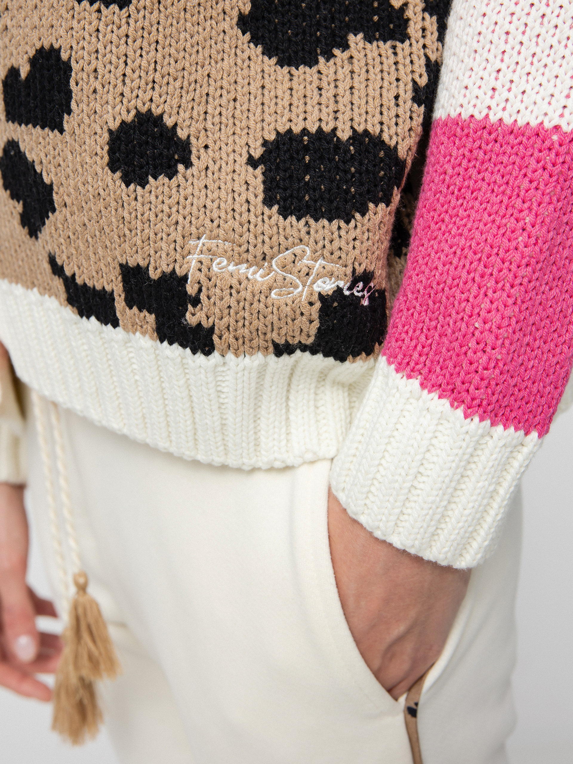 Femi Stories Sky Sweater Wmn (brwn leo)