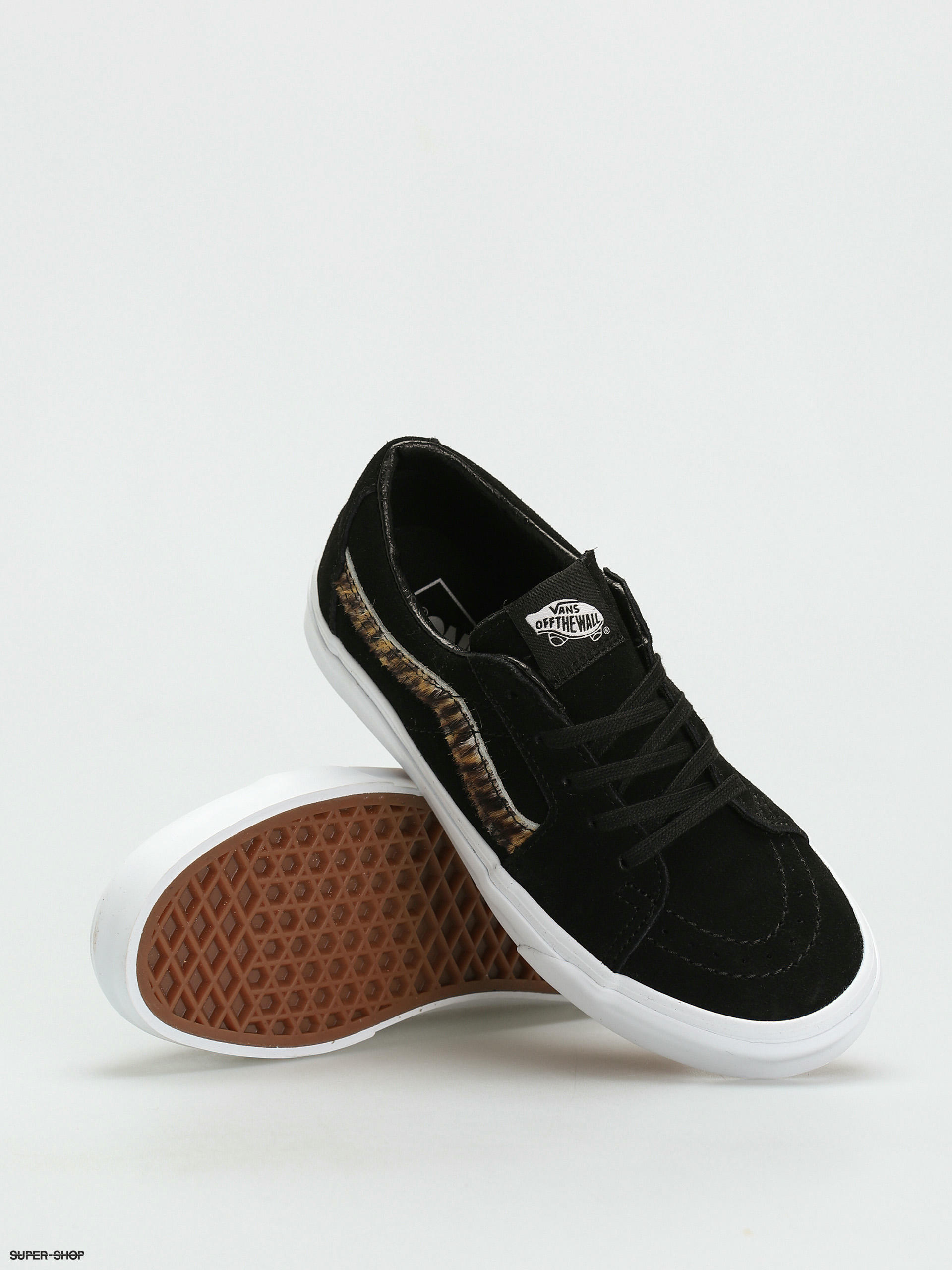 Vans low hot sale top sneaker