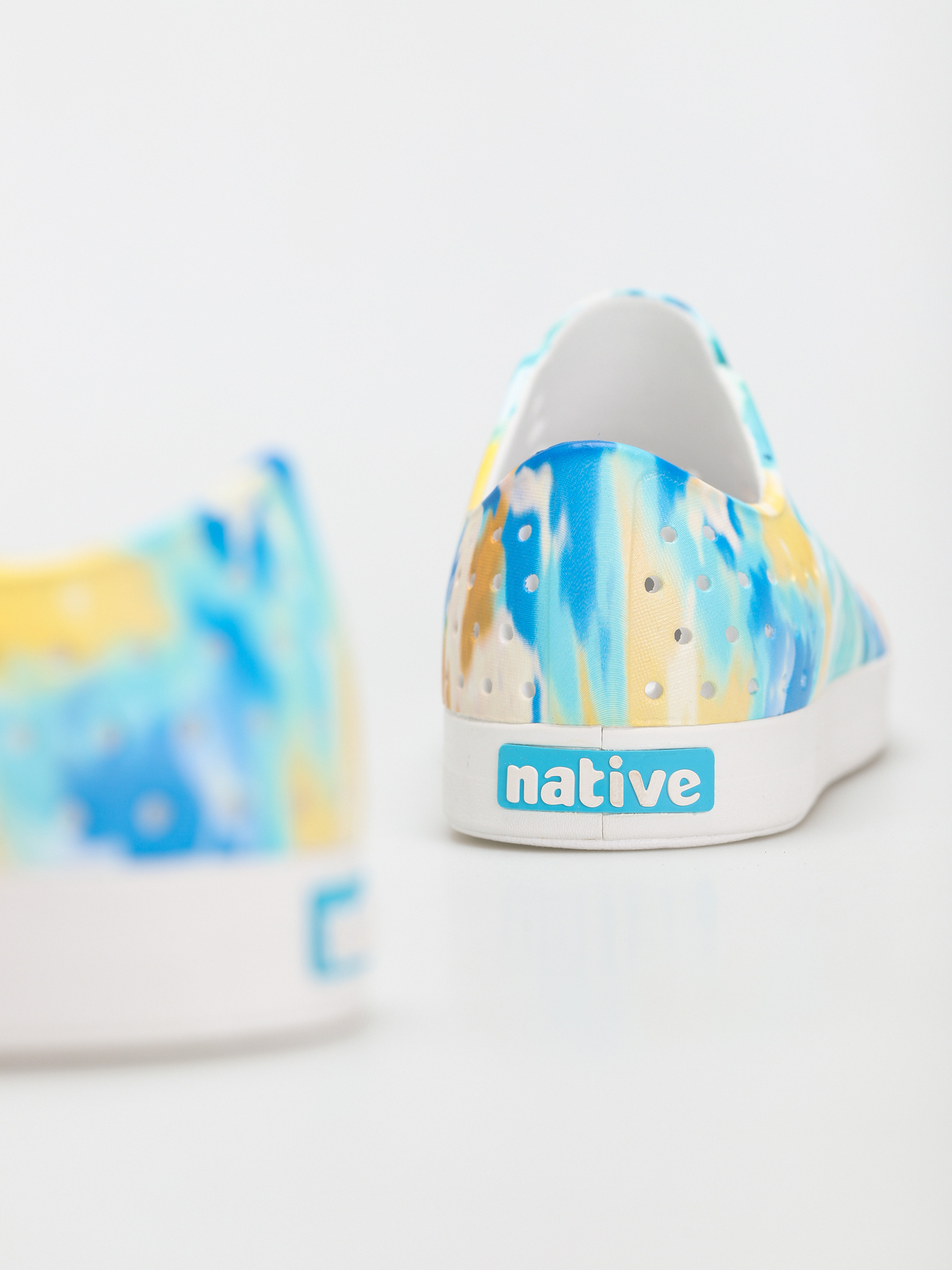 Native Jefferson Print Shoes (shell white/shell white/orange tie dye)