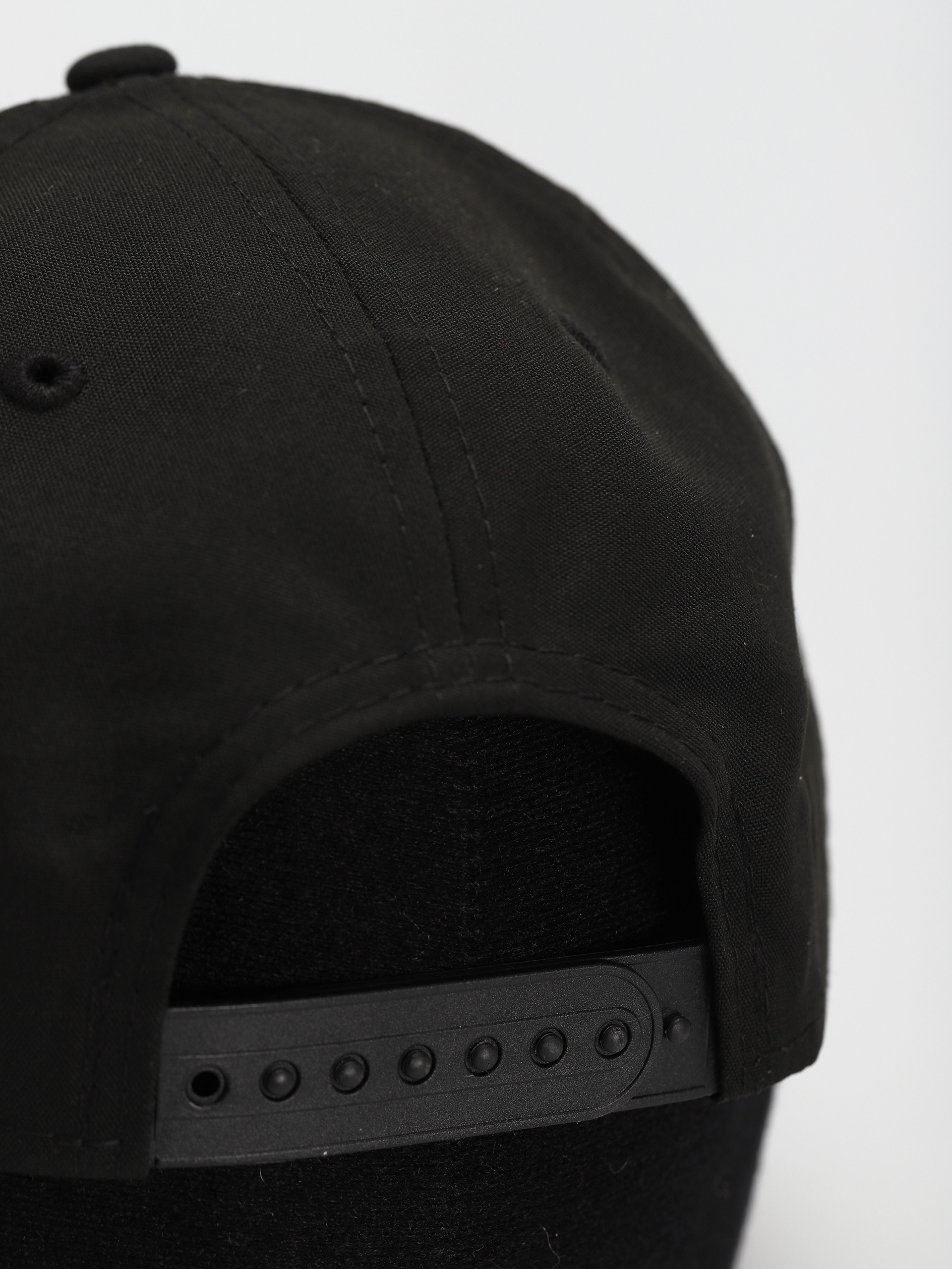 New Era Black Base Snap 9Forty Los Angeles Lakers Cap (black/yellow)