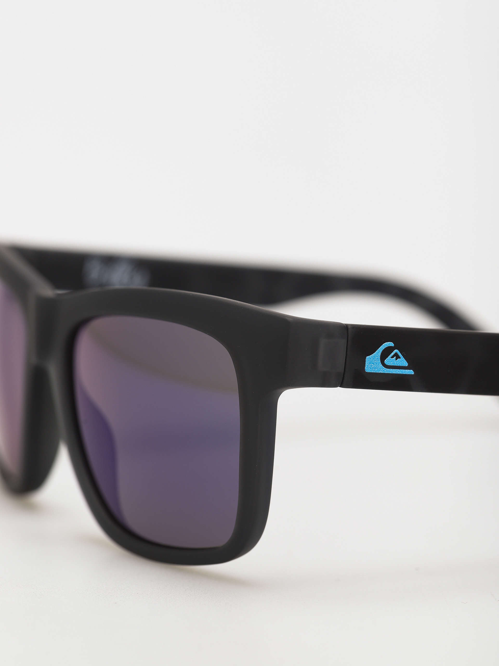 Quiksilver Balky Sunglasses (matte crystal smoke/flash blue)