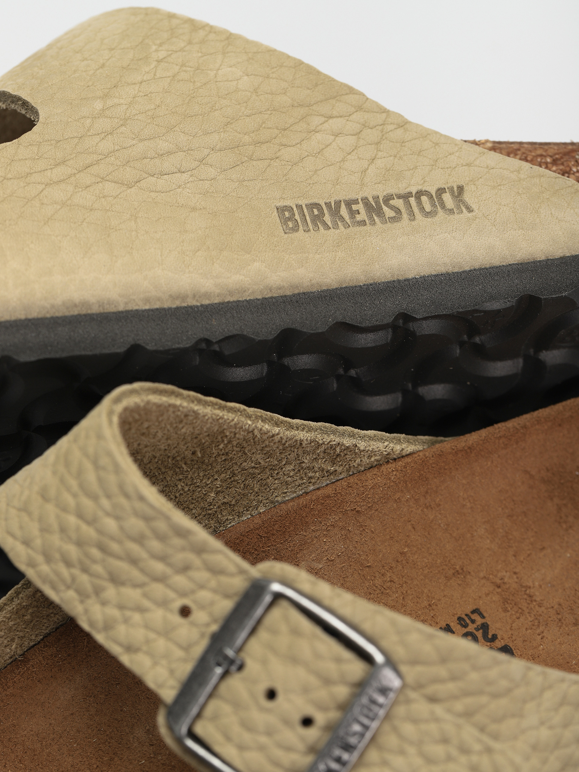 Birkenstock Arizona Regular Flip-flops (faded khaki nubuck leather)