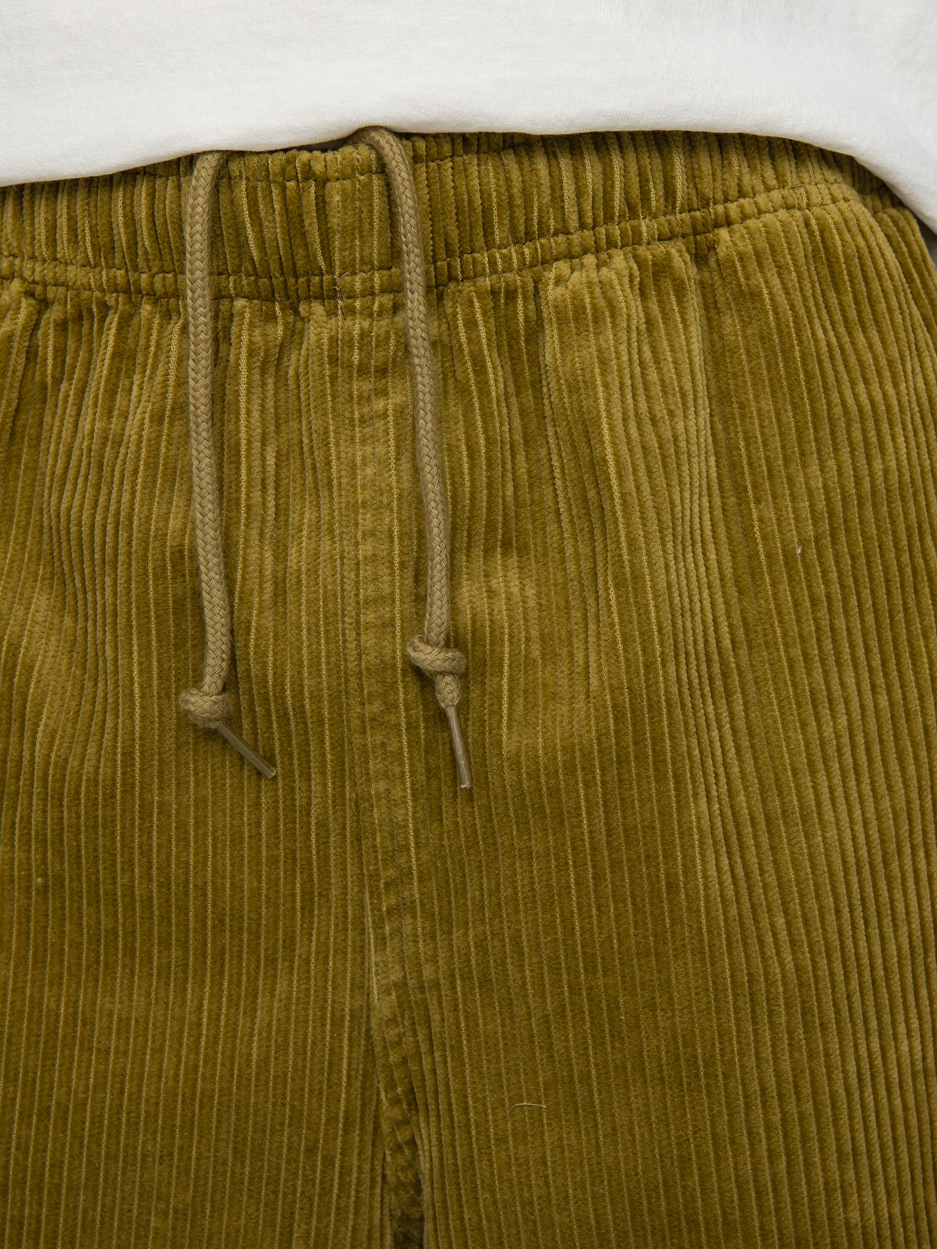 OBEY Easy Relaxed Corduroy Shorts (olive oil)