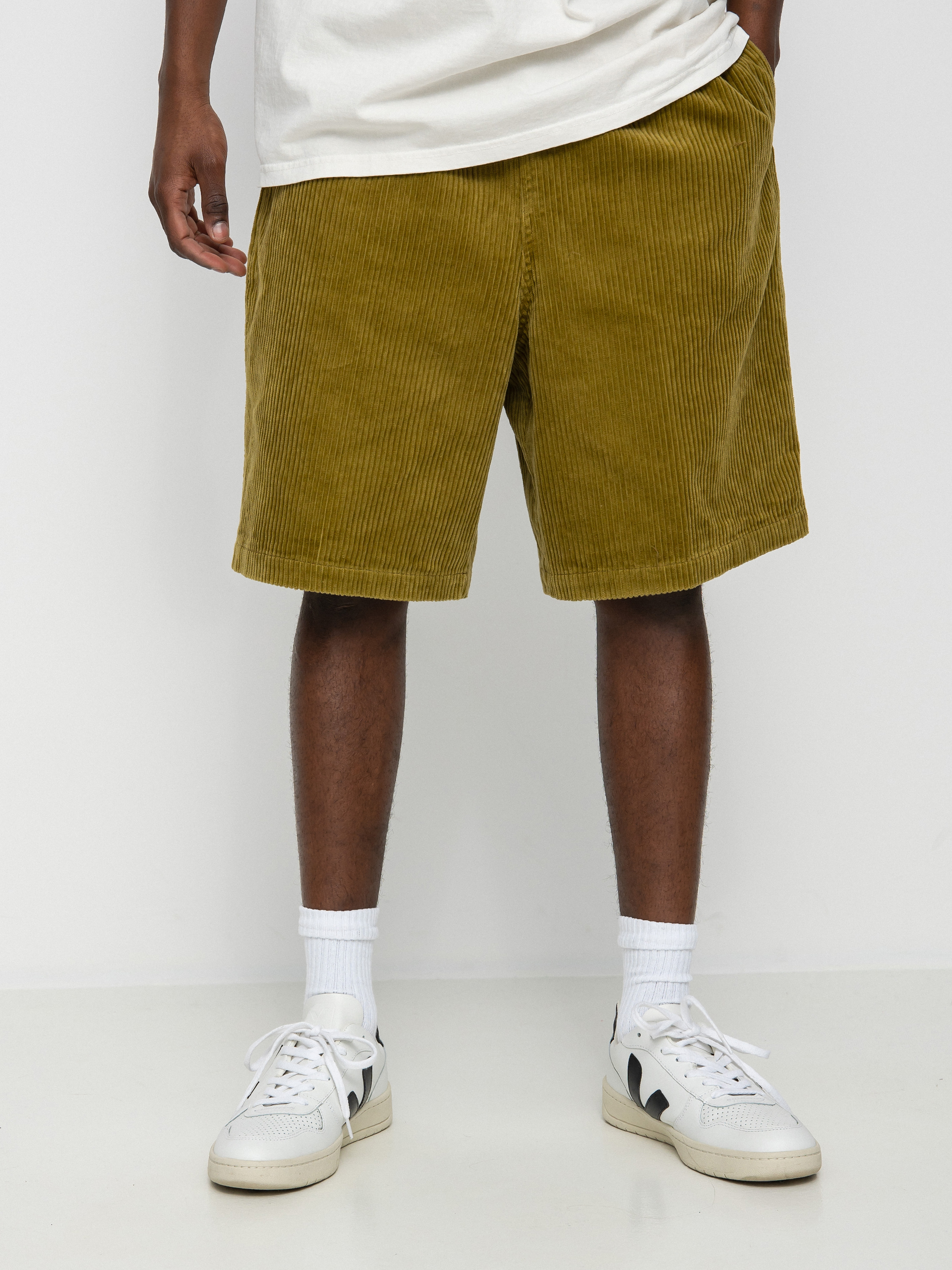 OBEY Easy Relaxed Corduroy Shorts (olive oil)