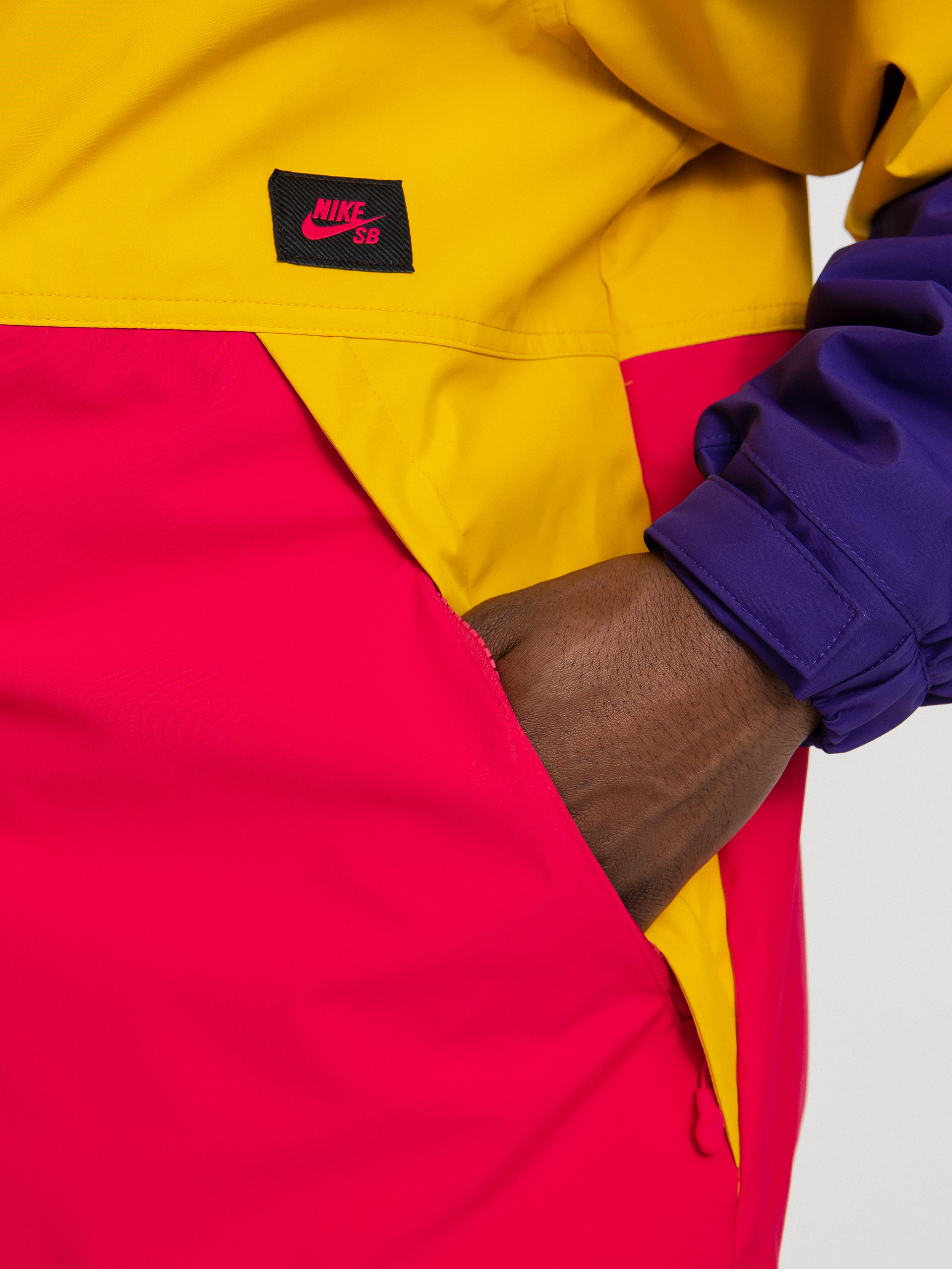 Nike SB SF Winterized Jacket (dark sulfur/rush pink/court purple)