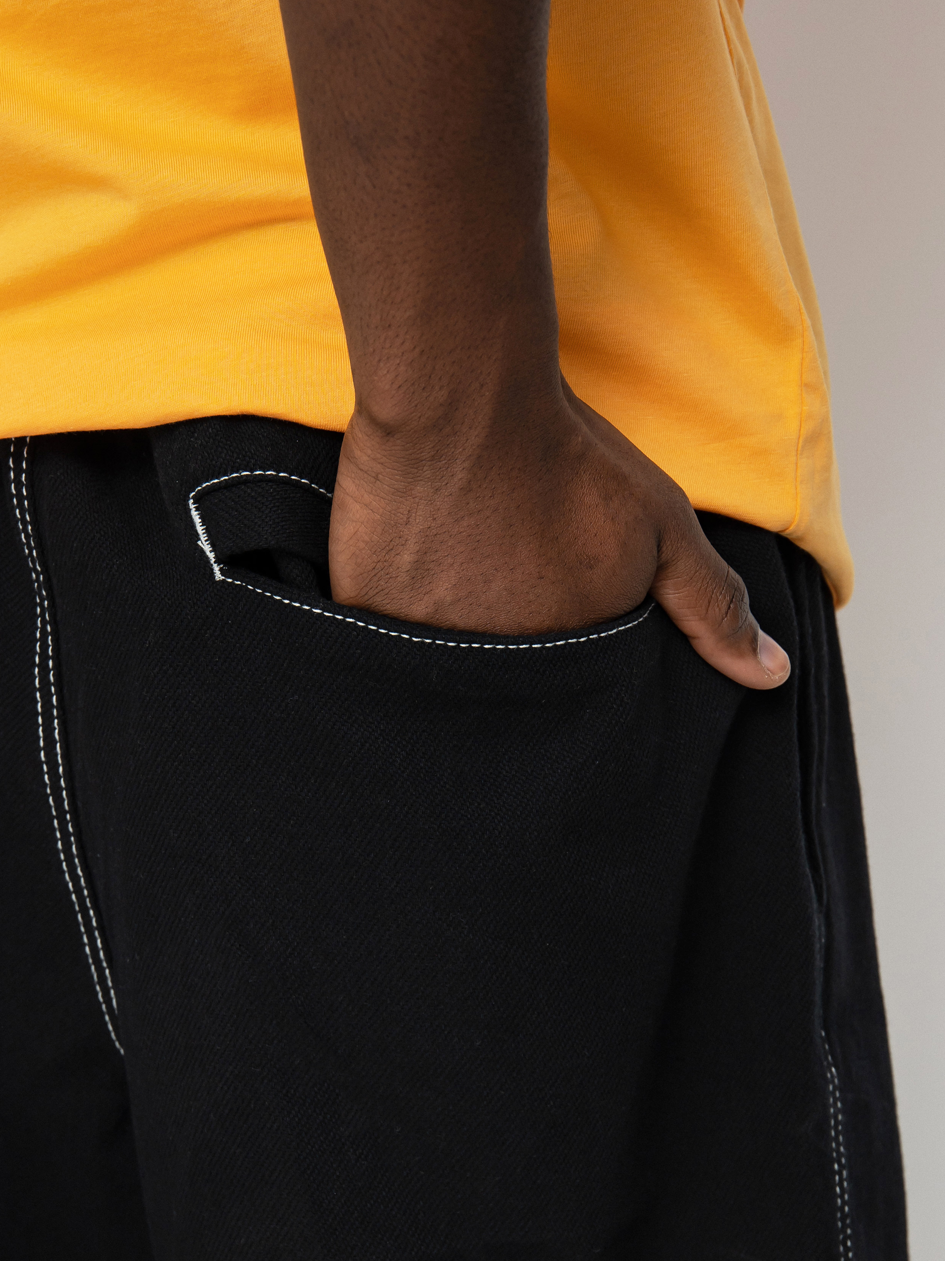 Stussy Loose Twill Mountain Shorts (black)