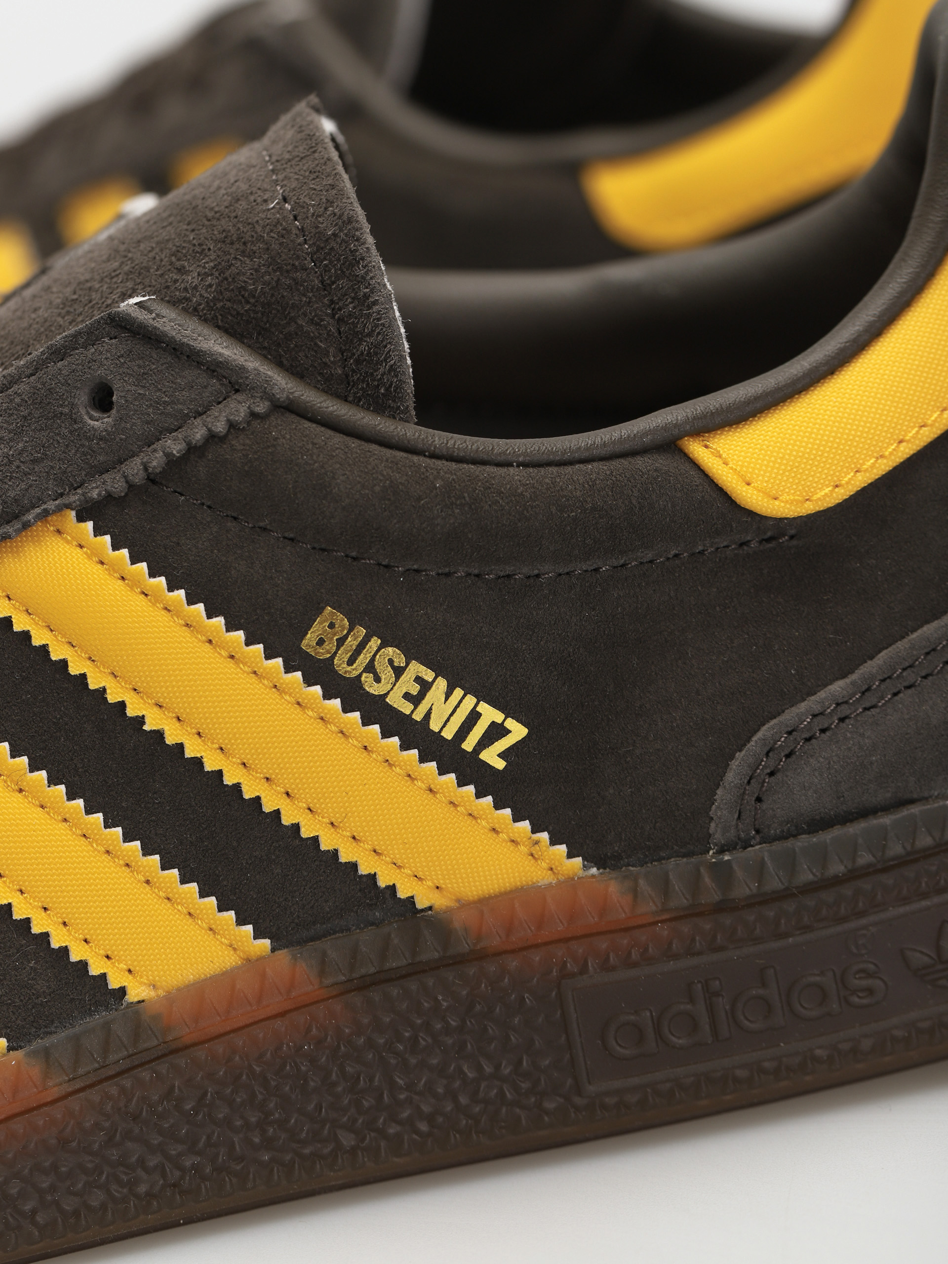 adidas Busenitz Vintage Shoes (shaoli/bogold/gum5)