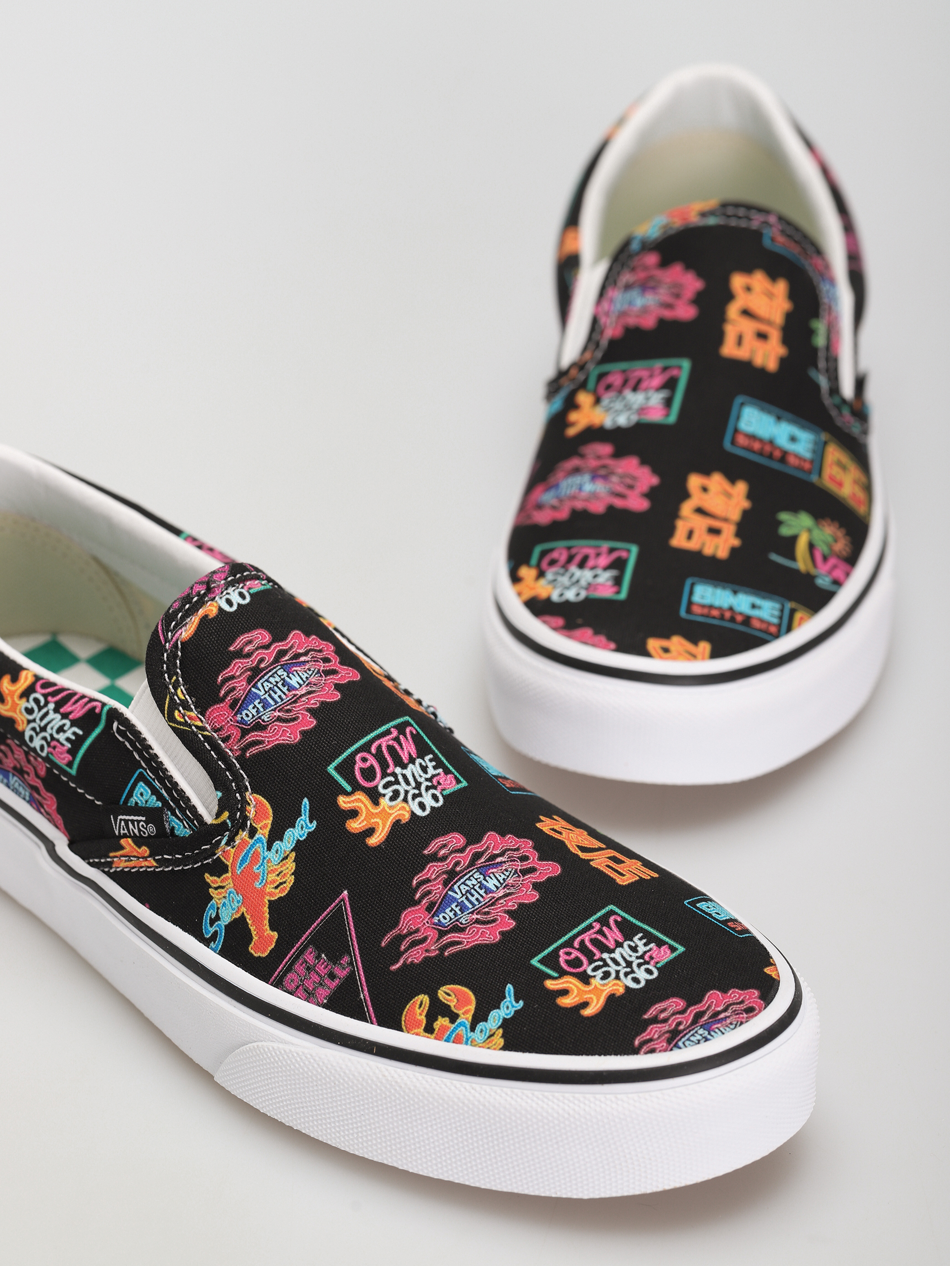 Vans Classic Slip On Shoes (vans market/black/neon)