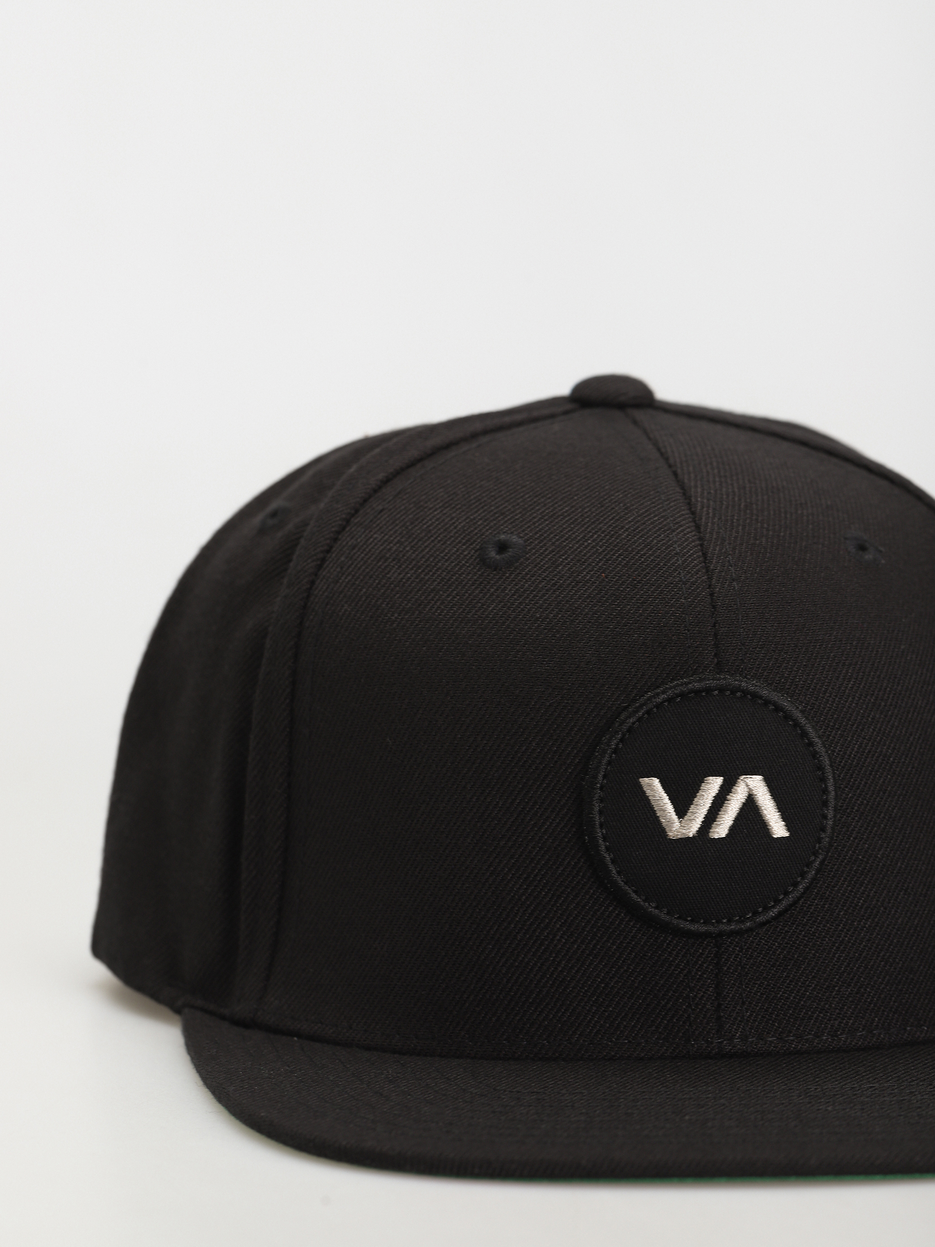 RVCA Va Patch Snapback ZD Cap (black)