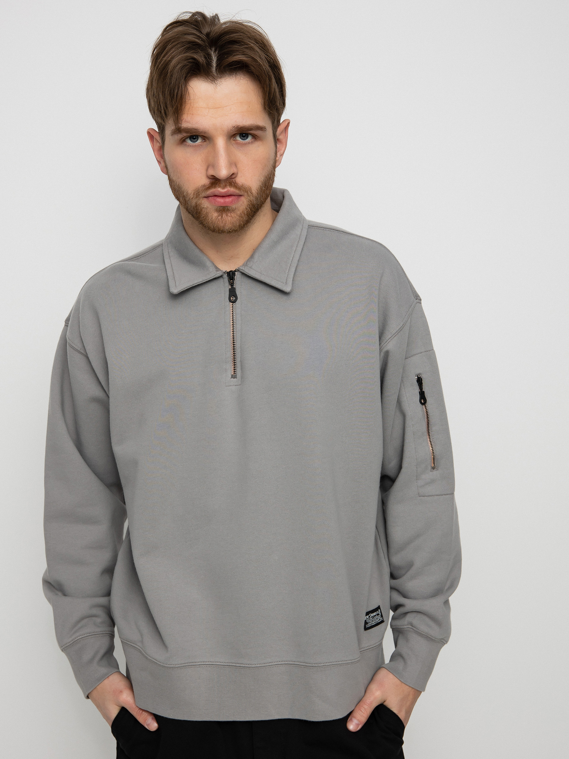 Levi's® Skate New Quarter Zip Sweatshirt (cliff grey)