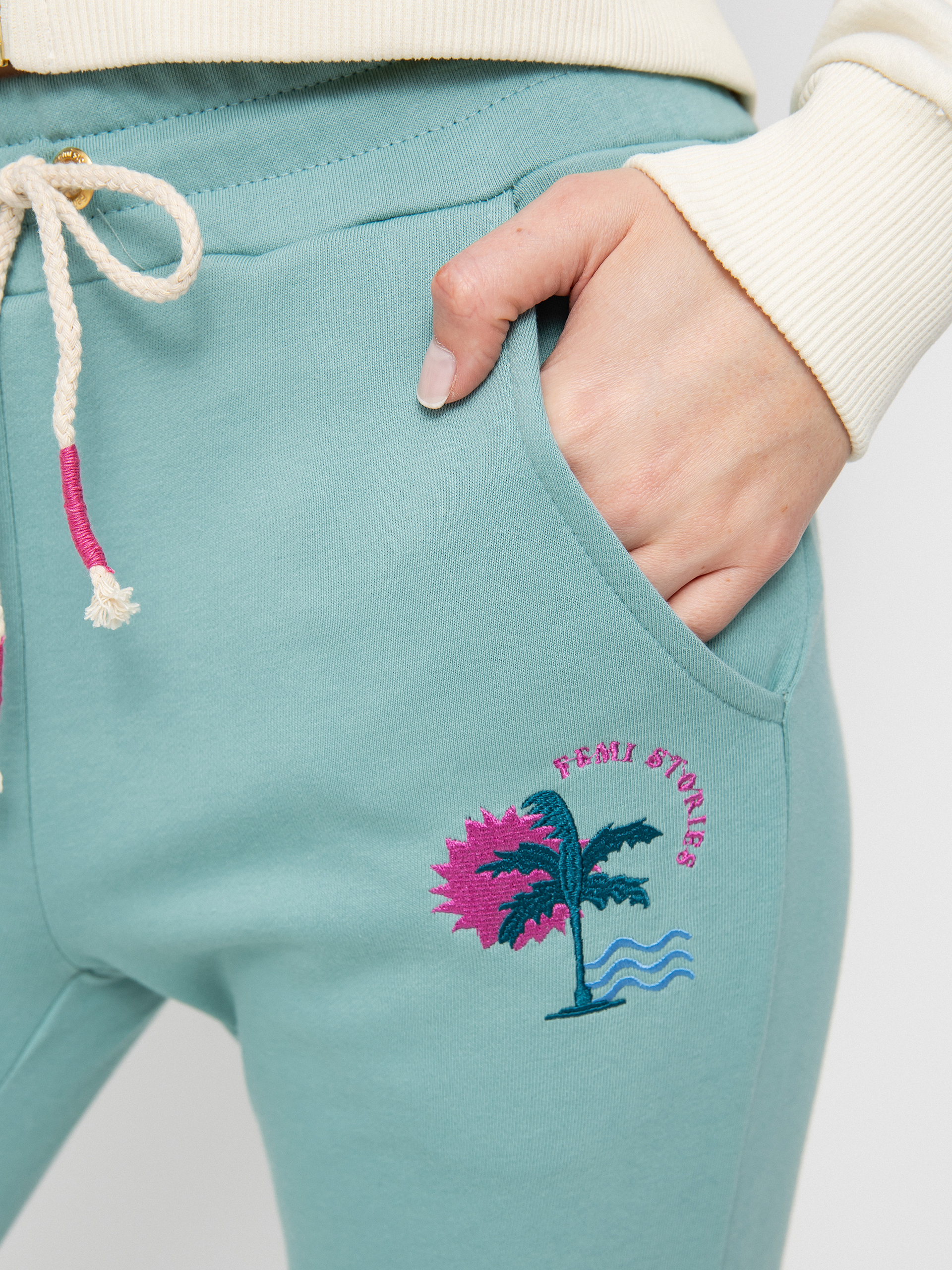 Femi Stories Vano Hose Wmn (mnt)