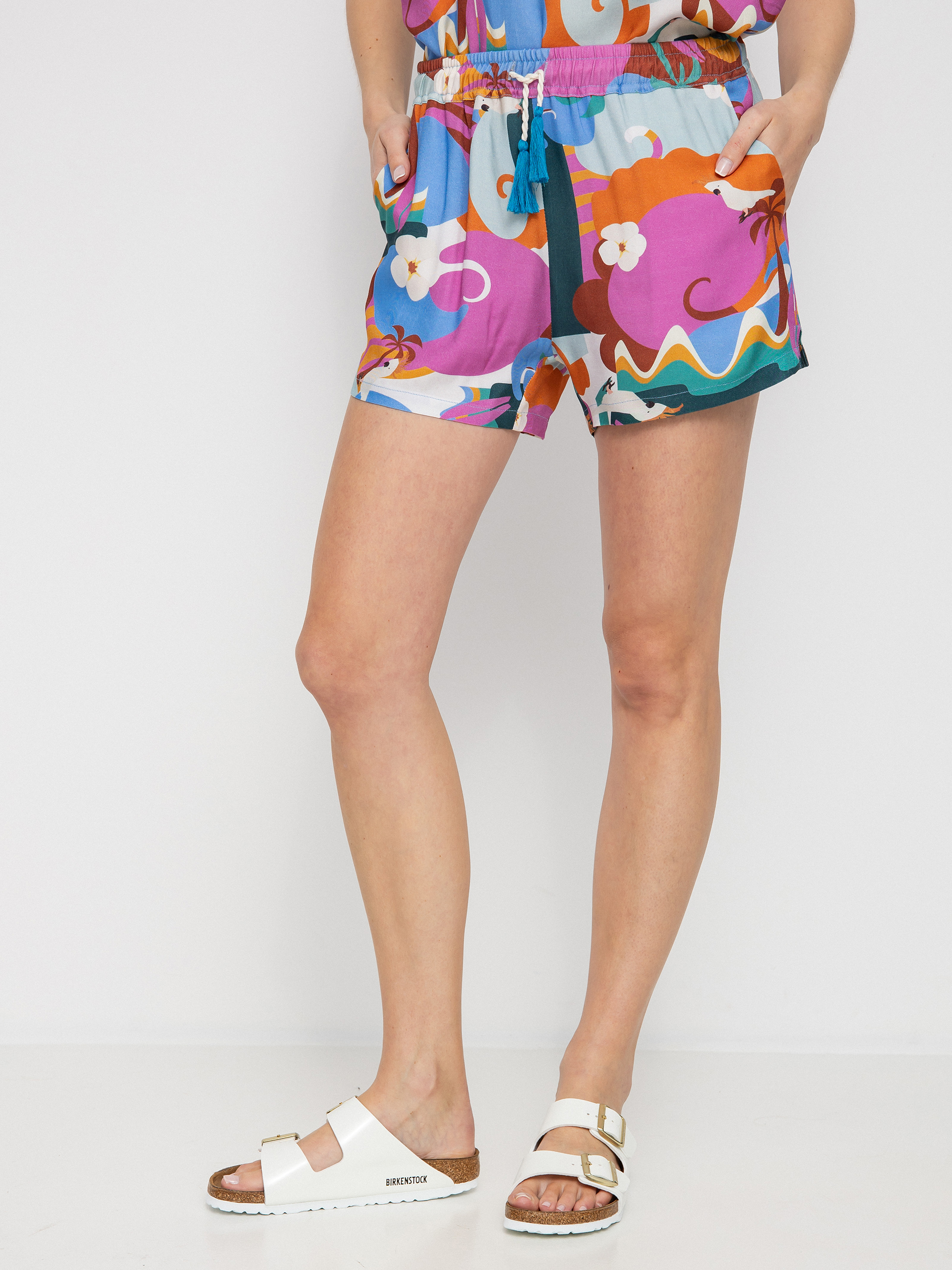 Femi Stories Arti Shorts Wmn (apr)