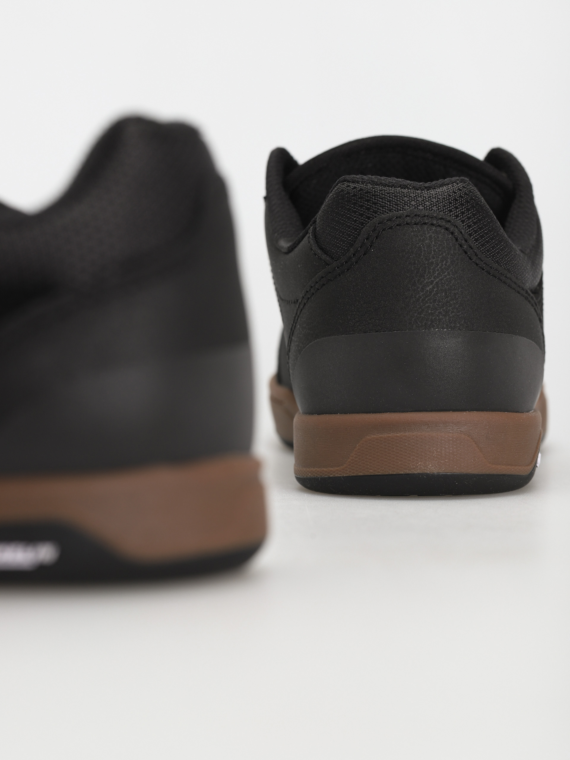 Etnies Camber Crank Shoes (black/gum)