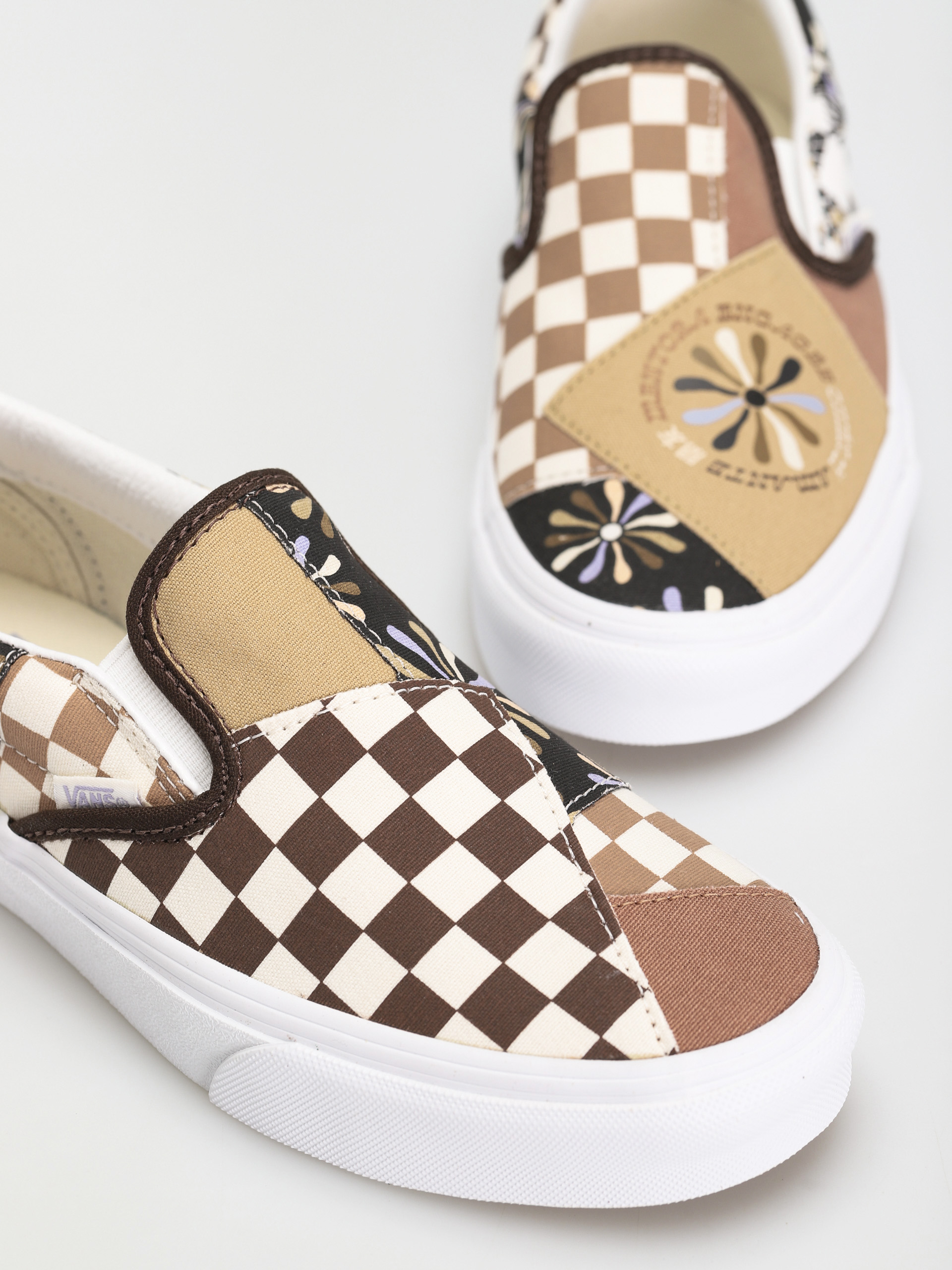 Vans Classic Slip On Shoes (patchwork/divine/multi/true white)